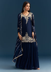 navy-blue-set-with-sequins-and-cut-dana-embellished-kurta-sg327929-1_a5cb2052-7527-43fa-913f-8f2f8dcc0d42.jpg