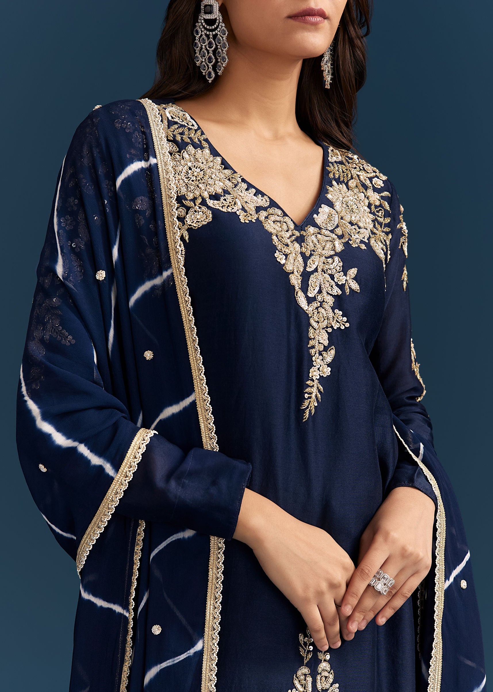 navy-blue-set-with-sequins-and-cut-dana-embellished-kurta-sg327929-2_e32b072e-4575-44f0-9807-7b5c13bacd00.jpg