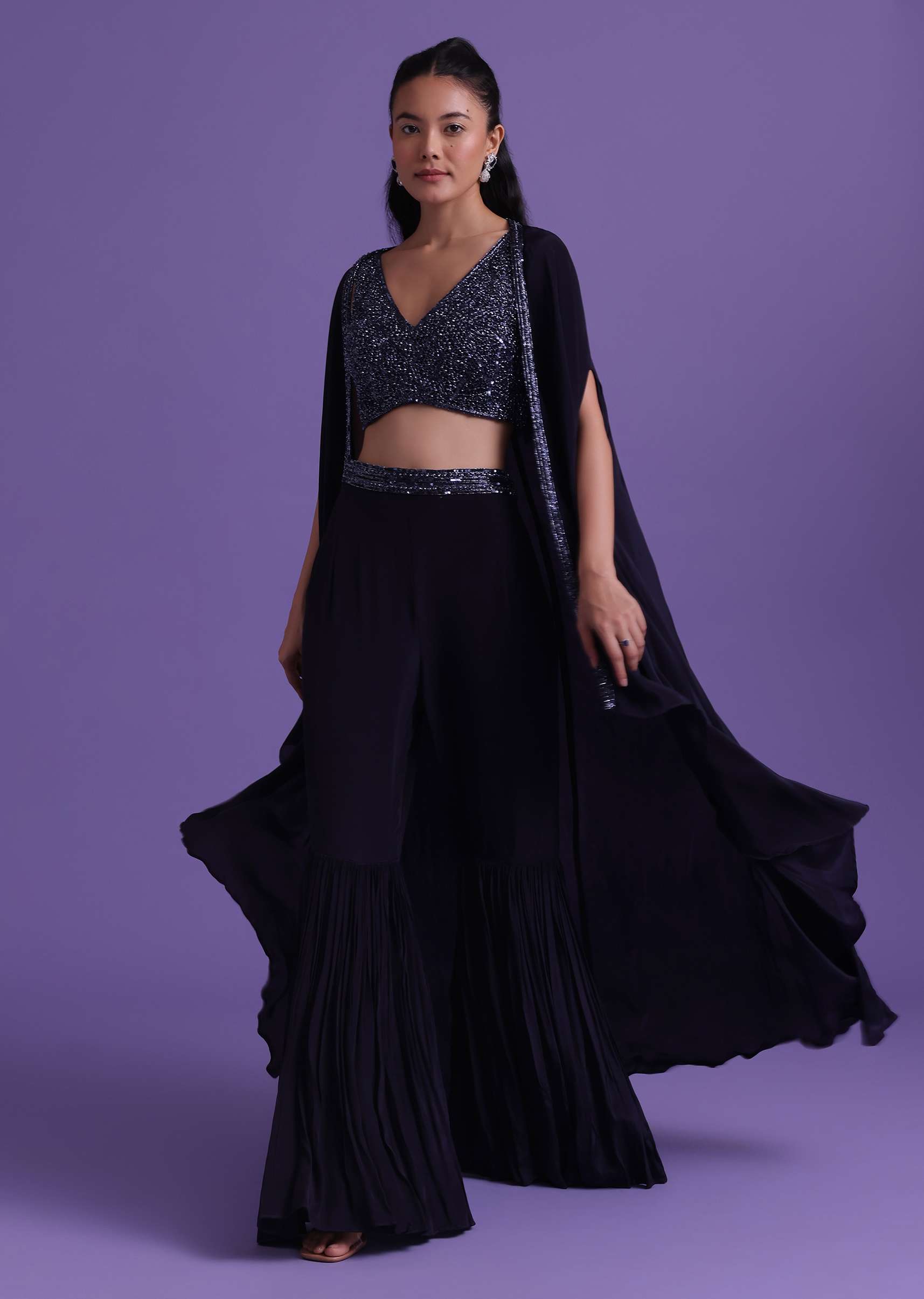 navy_blue_cut_dana_embroidered_sharara-sg160175_15_521689e9-1e2d-4226-948b-1396156db6ab.jpg