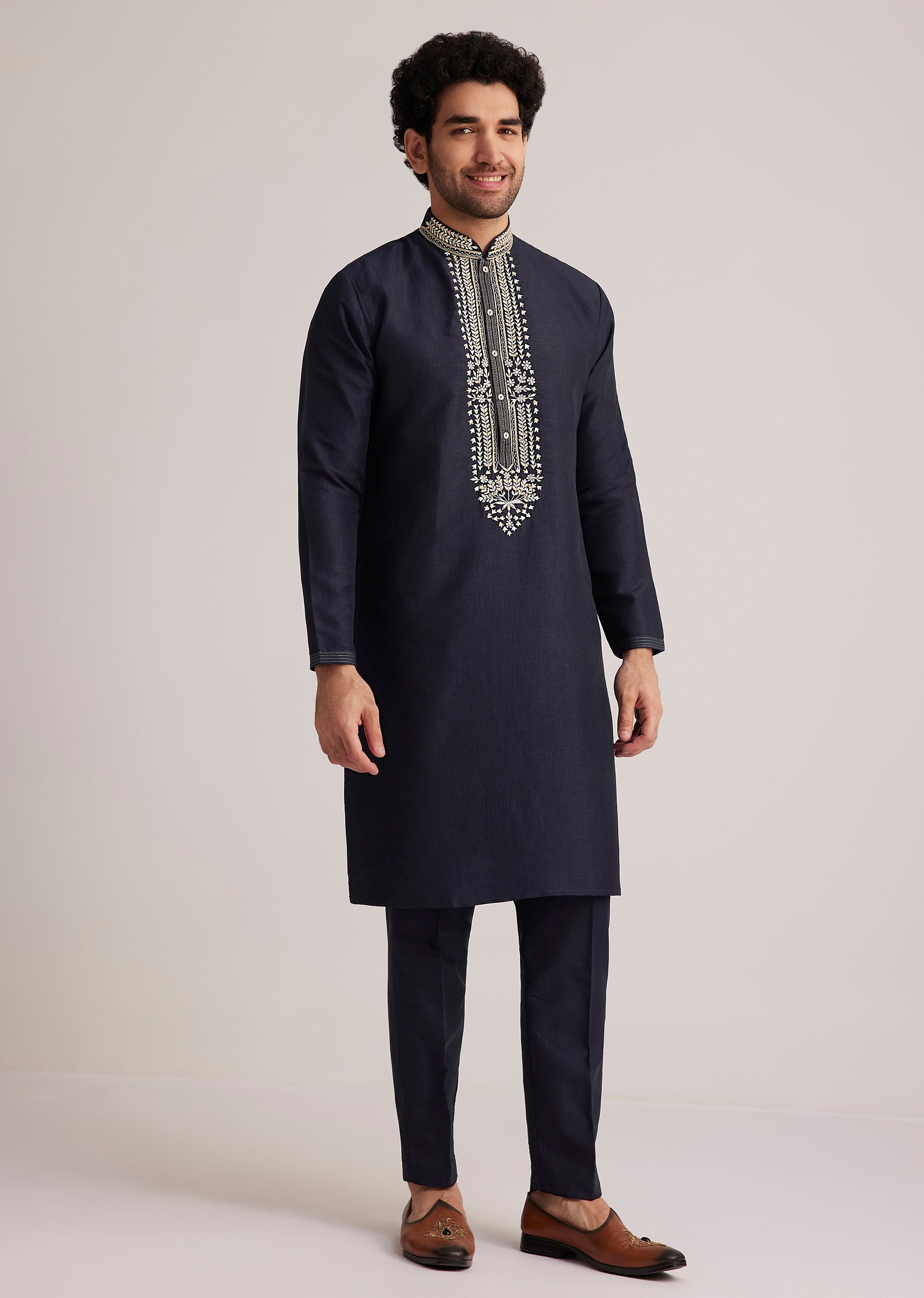 navy_blue_embroidered_sherwani_kurta_set-sg264151_1_9b319e75-2184-49d9-a137-6f660641deae.jpg