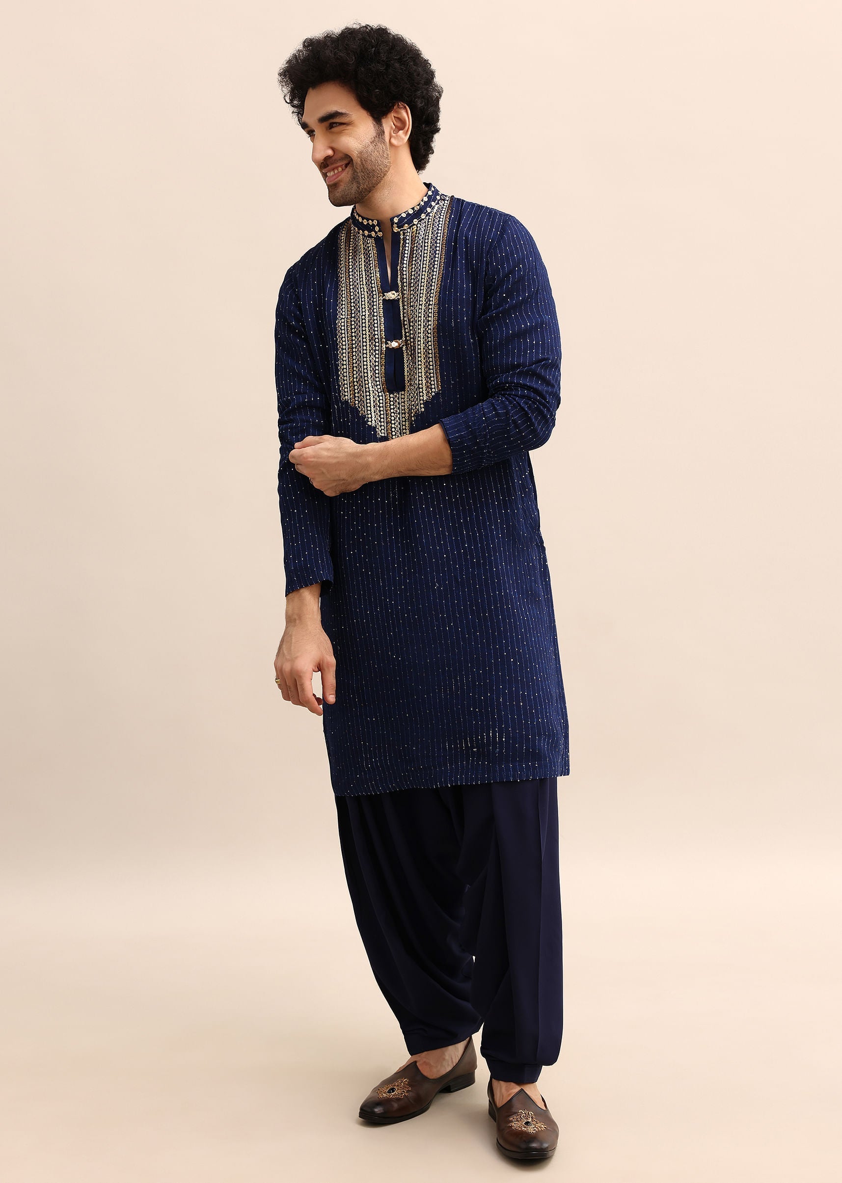 navy_blue_gold_coin_work_kurta_salwar_-sg233700_4_d0667e26-c65f-4817-a9a6-1bcf35d44693.jpg