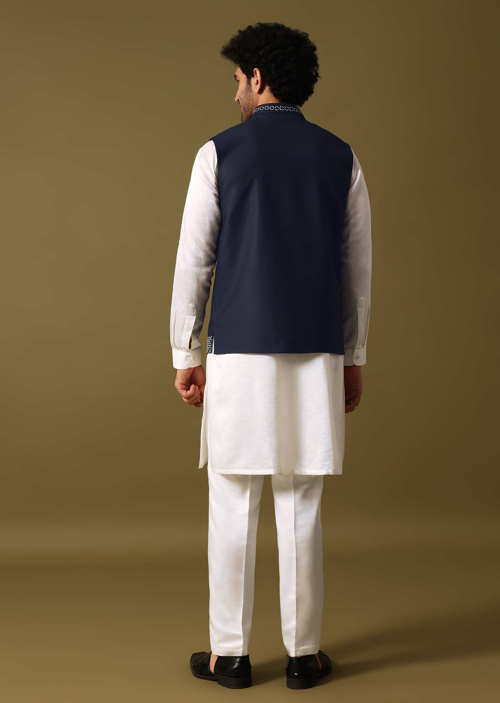 navy_blue_kurta_jacket_set_with_resham_work_for_men-sg219042_4_63661314-8de3-4e43-ad8b-9c444592201c.jpg