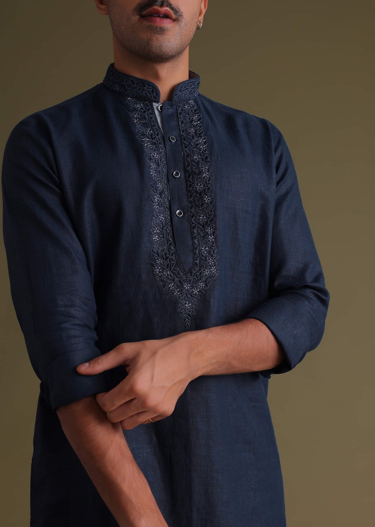 navy_blue_thread-embroidered_festive-sg146231_6_7b1702f2-27bd-414a-b019-81a5e7258832.jpg