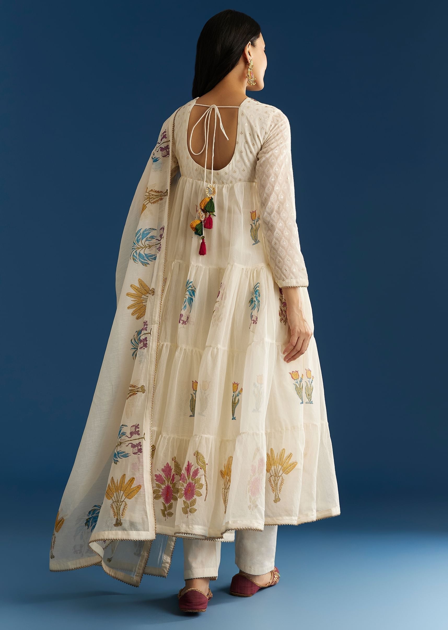 off-white-block-print-anarkali-set-with-block-print-dupatta-sg305407-5_3d3d111d-f9f4-4ee7-bb8c-c6649ac0da4a.jpg