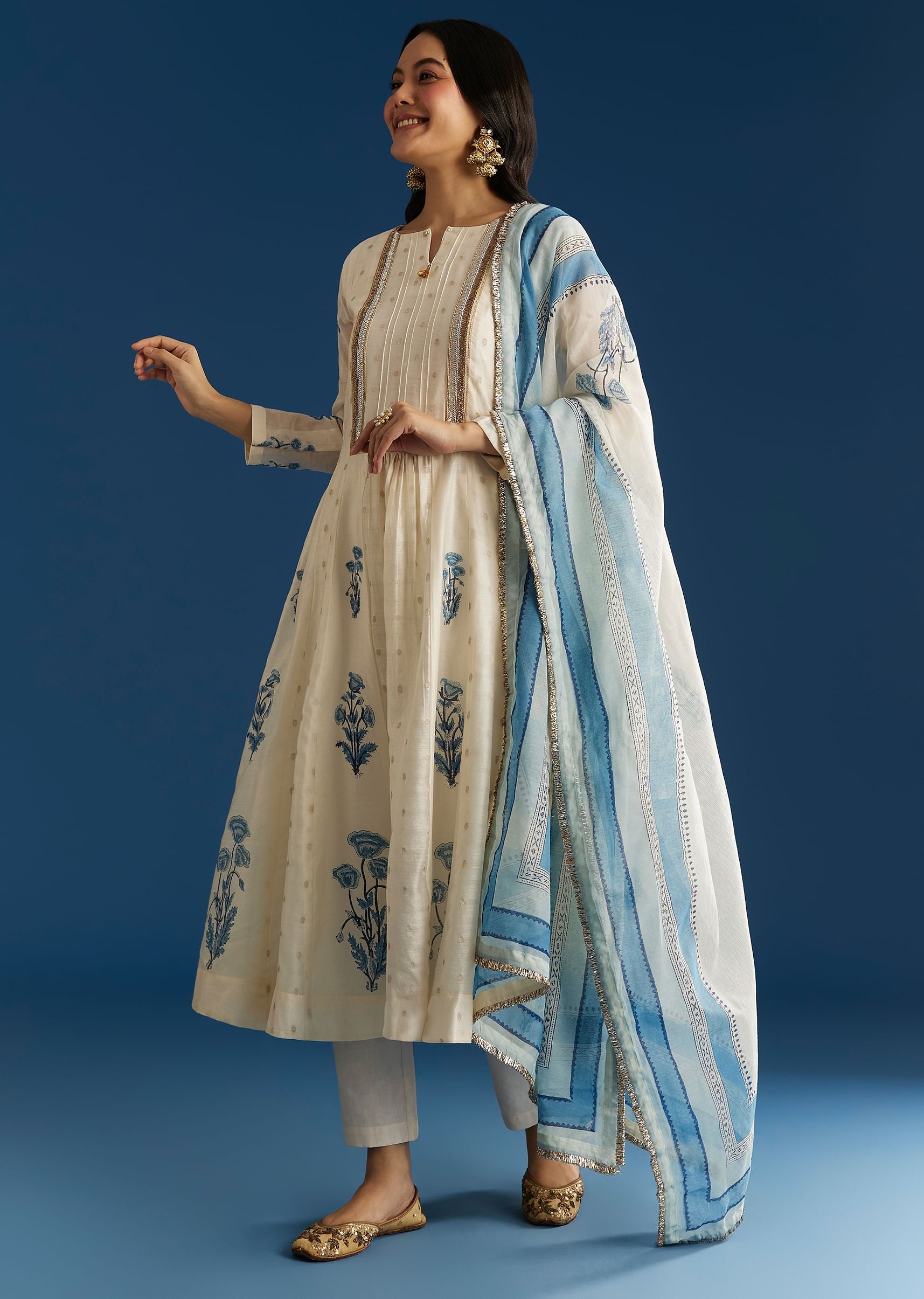 off-white-block-print-anarkali-with-zardosi-yoke-and-block-print-dupatta-sg305532-3_d861ffe4-aad2-4fea-b9d0-93737d2d5229.jpg