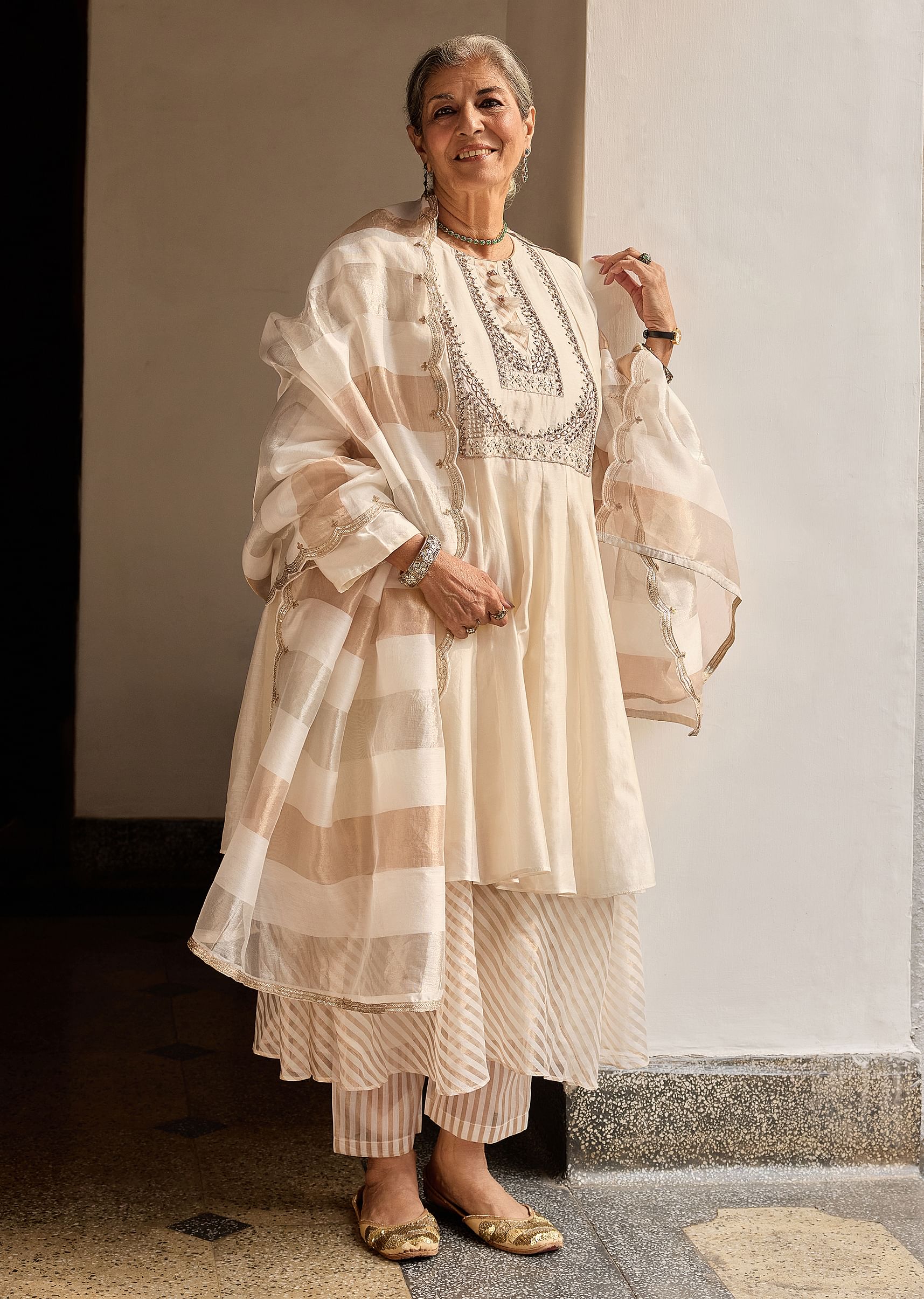 off-white-chanderi-layered-kurta-set-with-banarasi-tissue-dupattakalki-sg305522-1_786c38e8-79ce-4459-9797-80c2913c92cd.jpg
