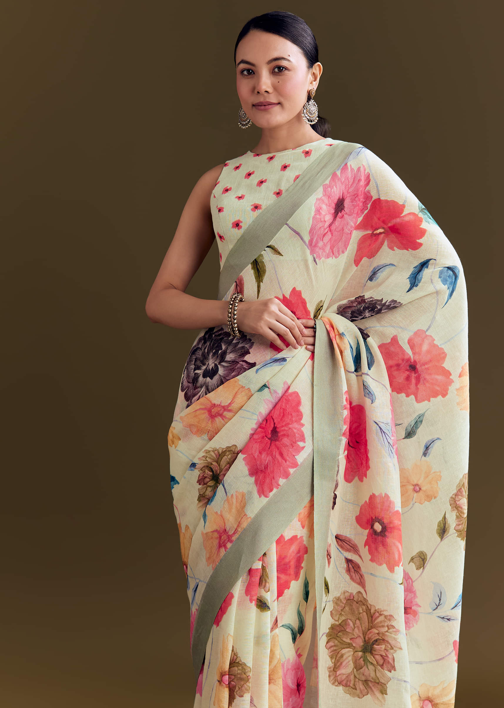 off-white-cotton-linen-saree-with-multicolor-florals-sg291737-2_78bc8cf8-b208-4db2-9cd2-8c25be80dd4a.jpg
