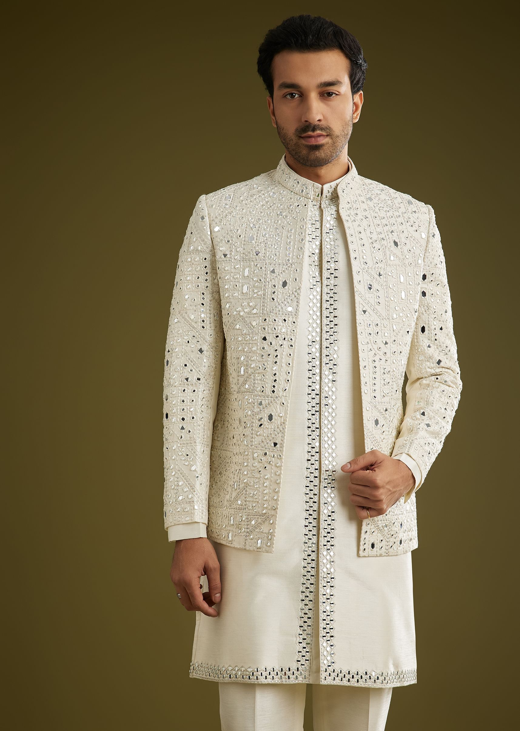 off-white-indo-western-set-with-mirror-and-thread-work-on-silk-sg304670-4_9bb2c7d4-f67d-48ee-8c3c-2a37d601ec39.jpg