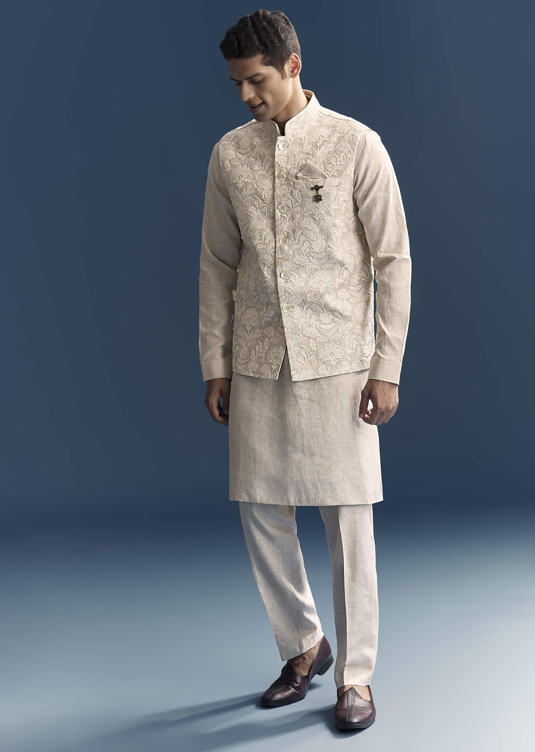 off-white-kurta-jacket-set-for-men-with-resham-work-sg332916-3.jpg