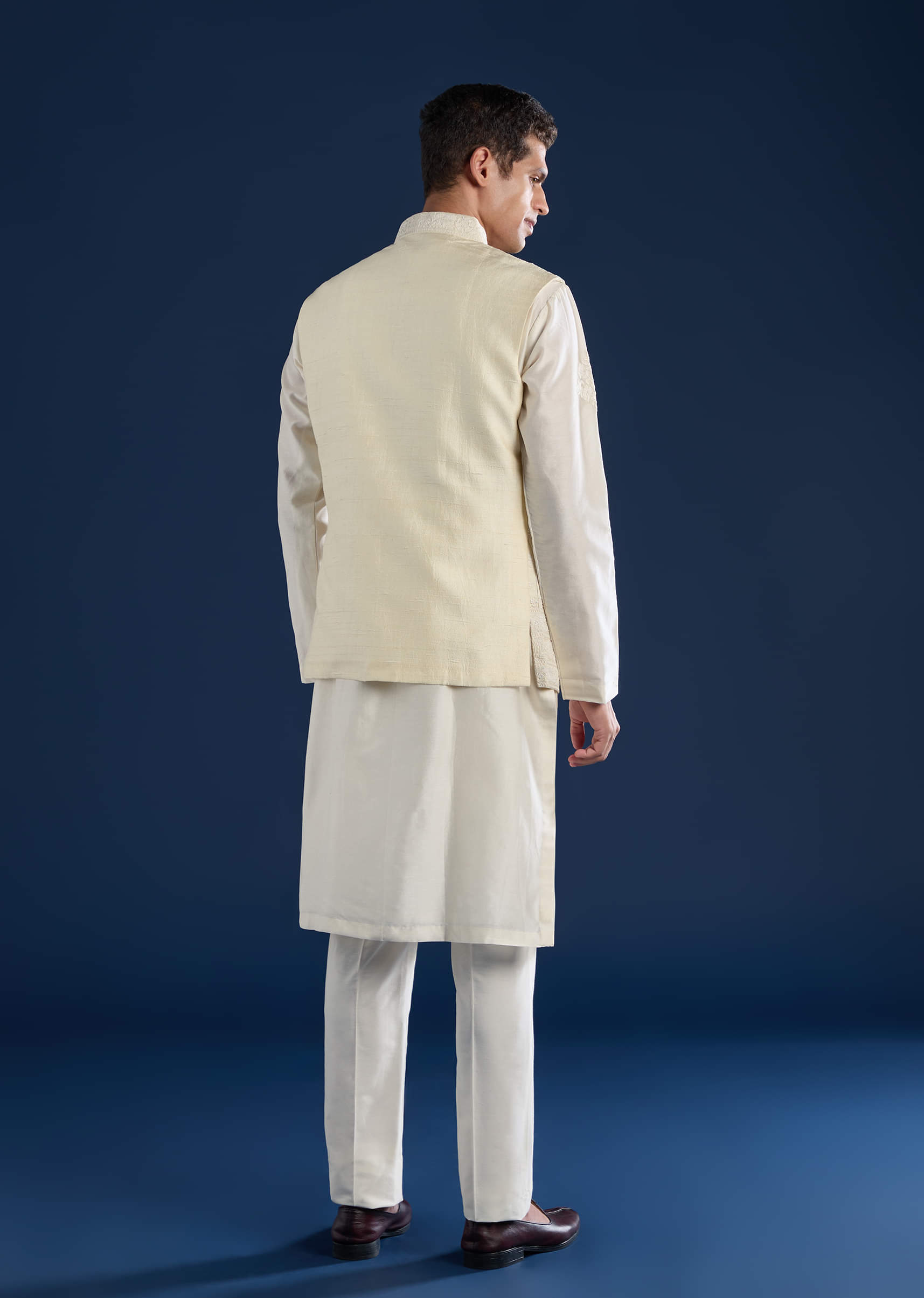 off-white-raw-silk-jacket-and-kurta-set-with-dori-work-sg324106-5.jpg
