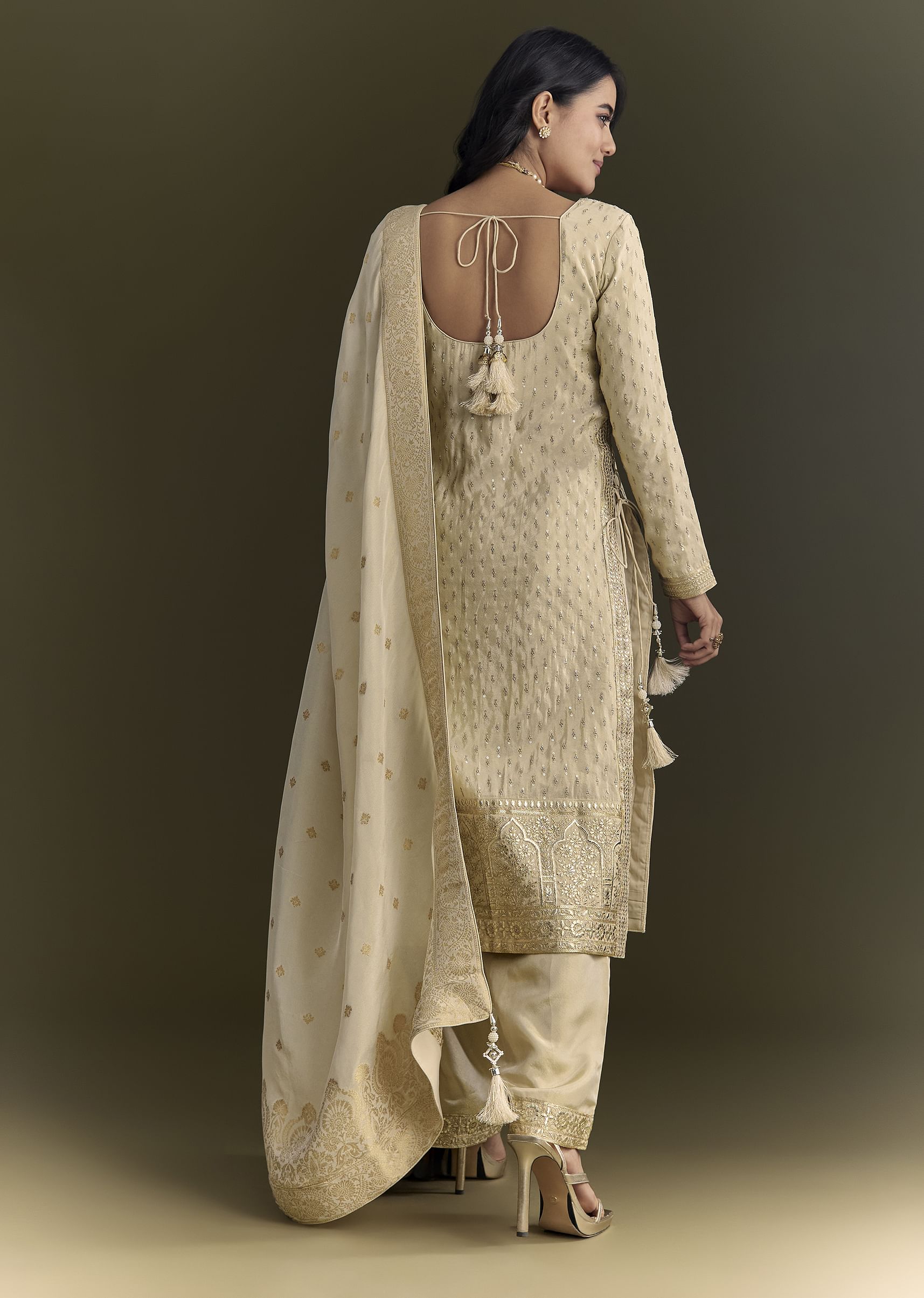 off-white-sequin-zardosi-kurta-with-zari-badla-work-border-dupatta-sg312092-6_b189d021-7cdc-472c-999e-8ce34986d2a6.jpg