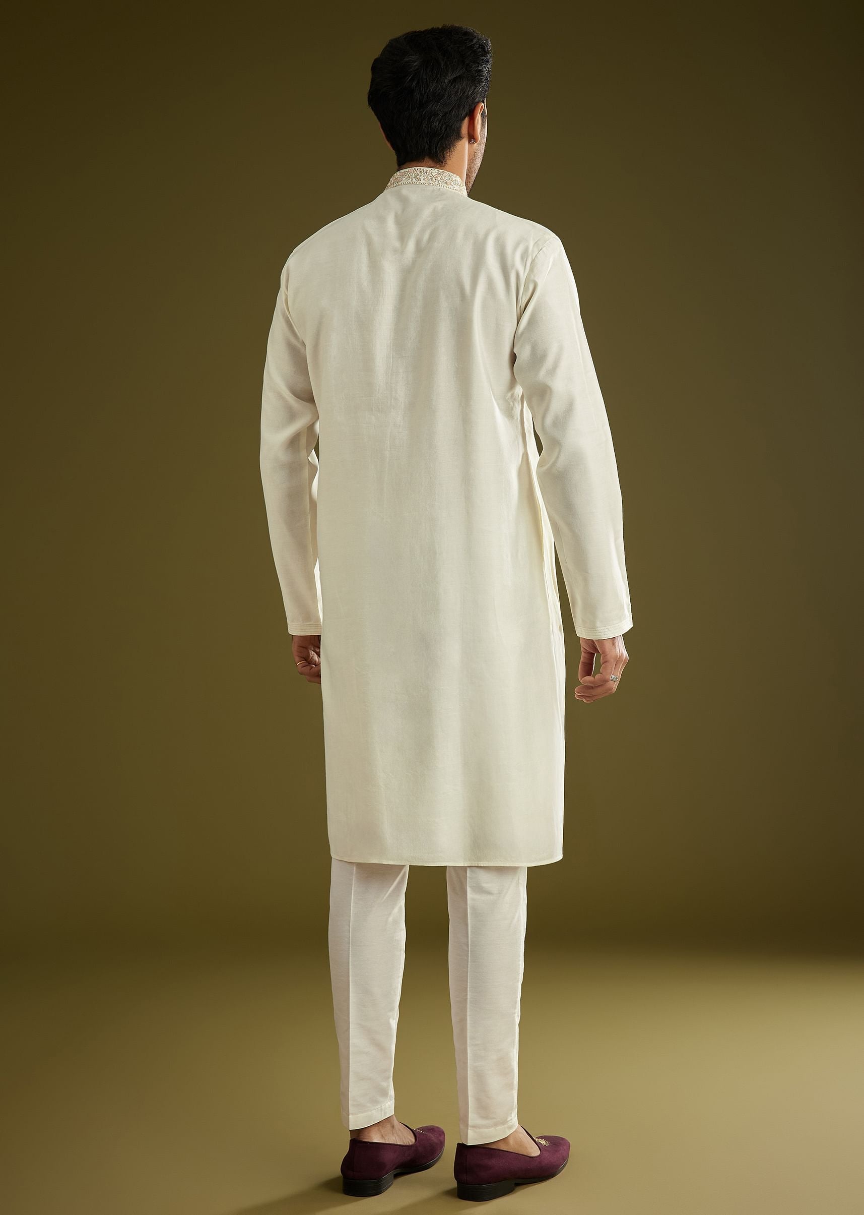 off-white-silk-kurta-set-with-embroidered-yoke-sg255001-5_f1c2062e-b00e-4f1b-bdb2-2c61ac6aae55.jpg