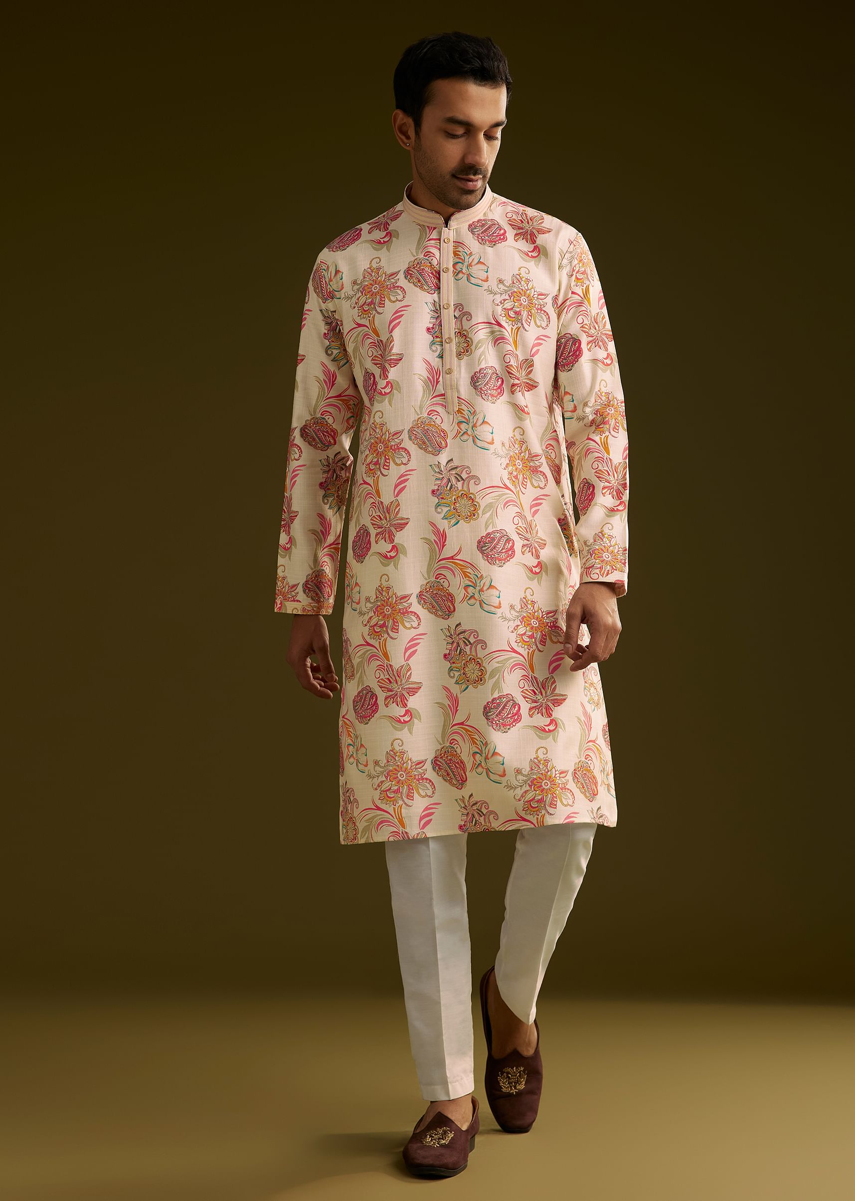 off-white-silk-kurta-set-with-warm-coloured-nature-motifs-sg309474-3_008de7e0-8c81-47c9-a3da-3591bdbca582.jpg