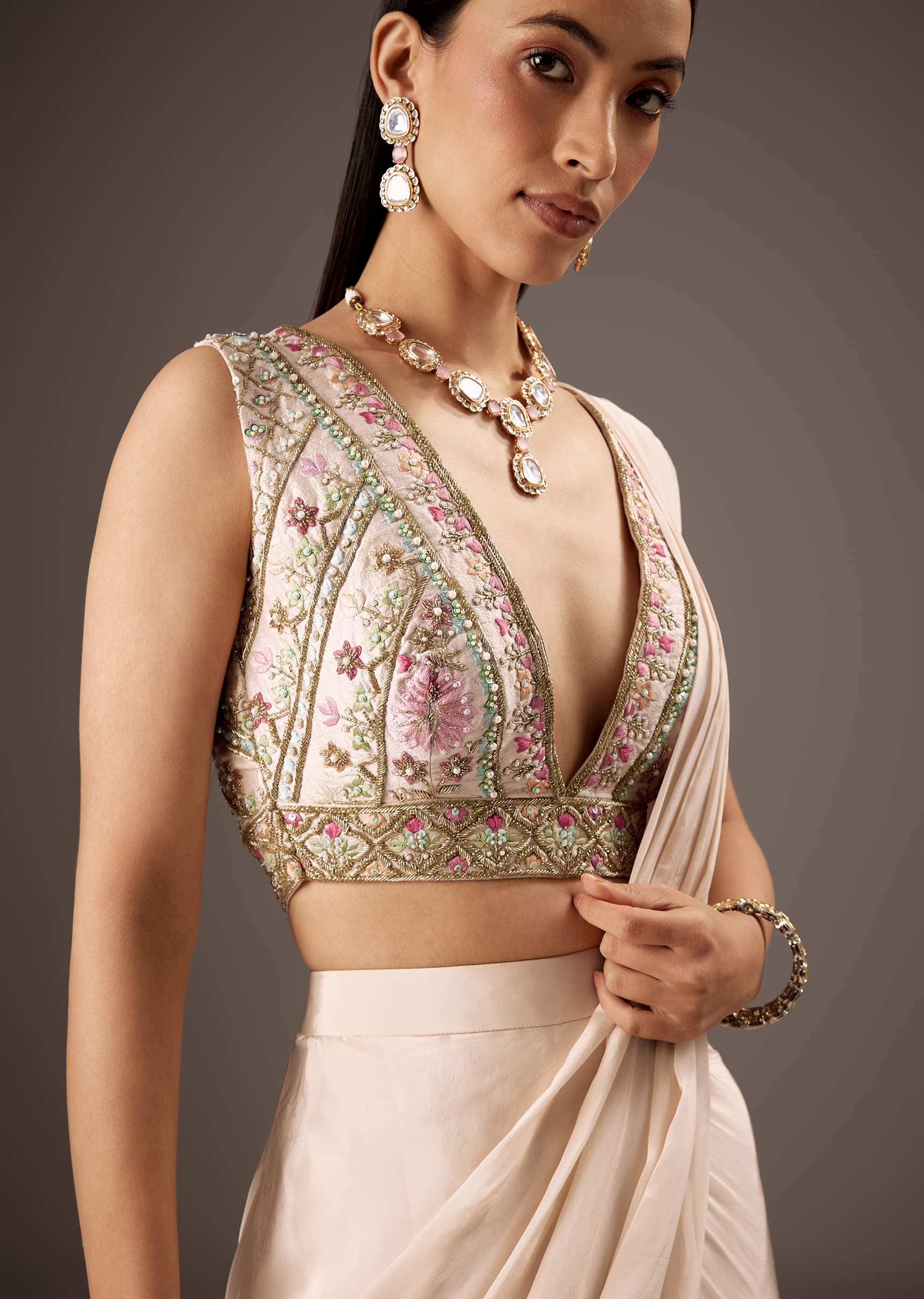 off-white-silk-saree-with-embroidered-blouse-sg336777-3.jpg