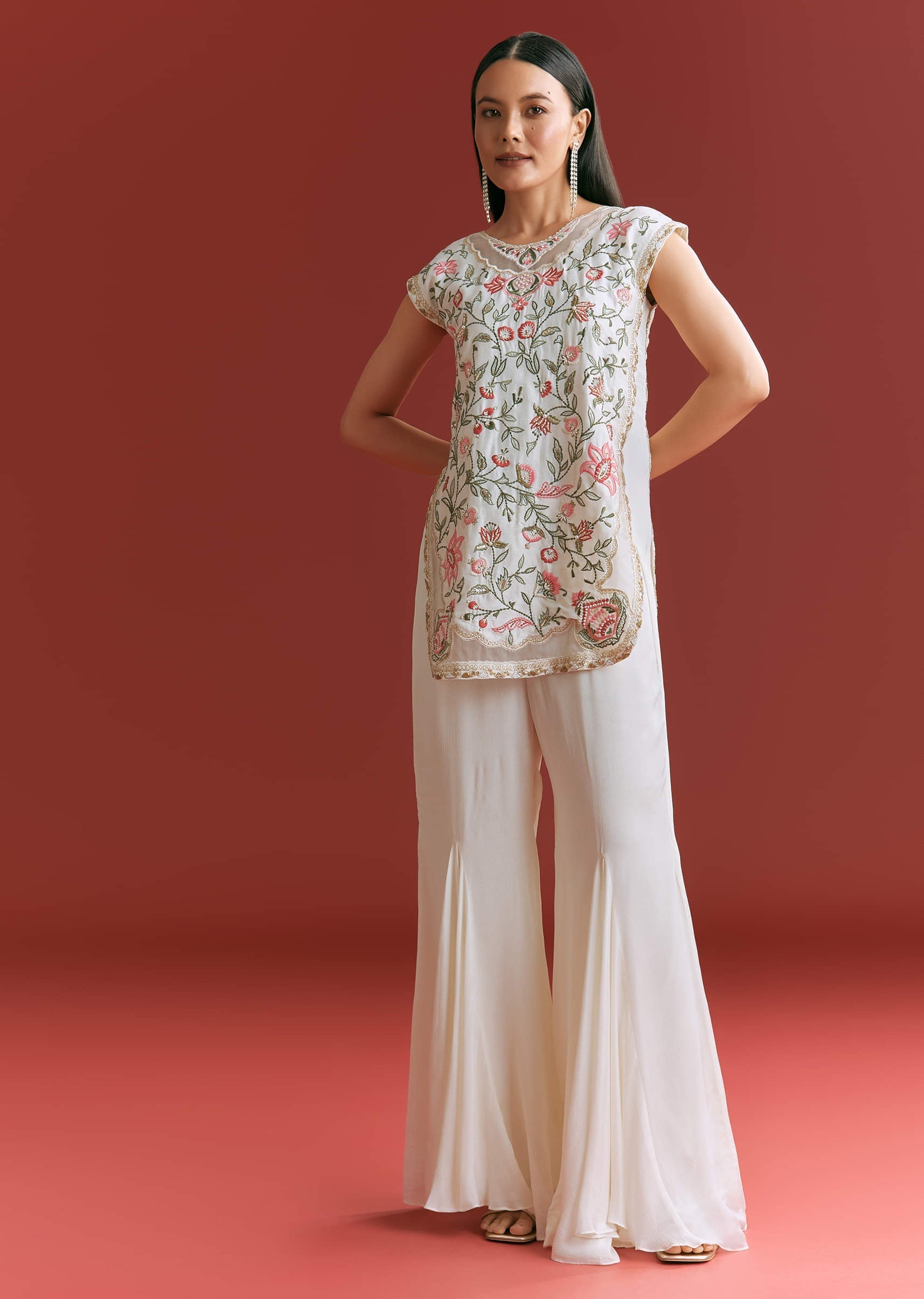 off-white-viscose-silk-short-kurta-set-with-resham-work-sg319363-2_406c5b11-64c5-4cb5-8279-ecc9ce2aecb7.jpg
