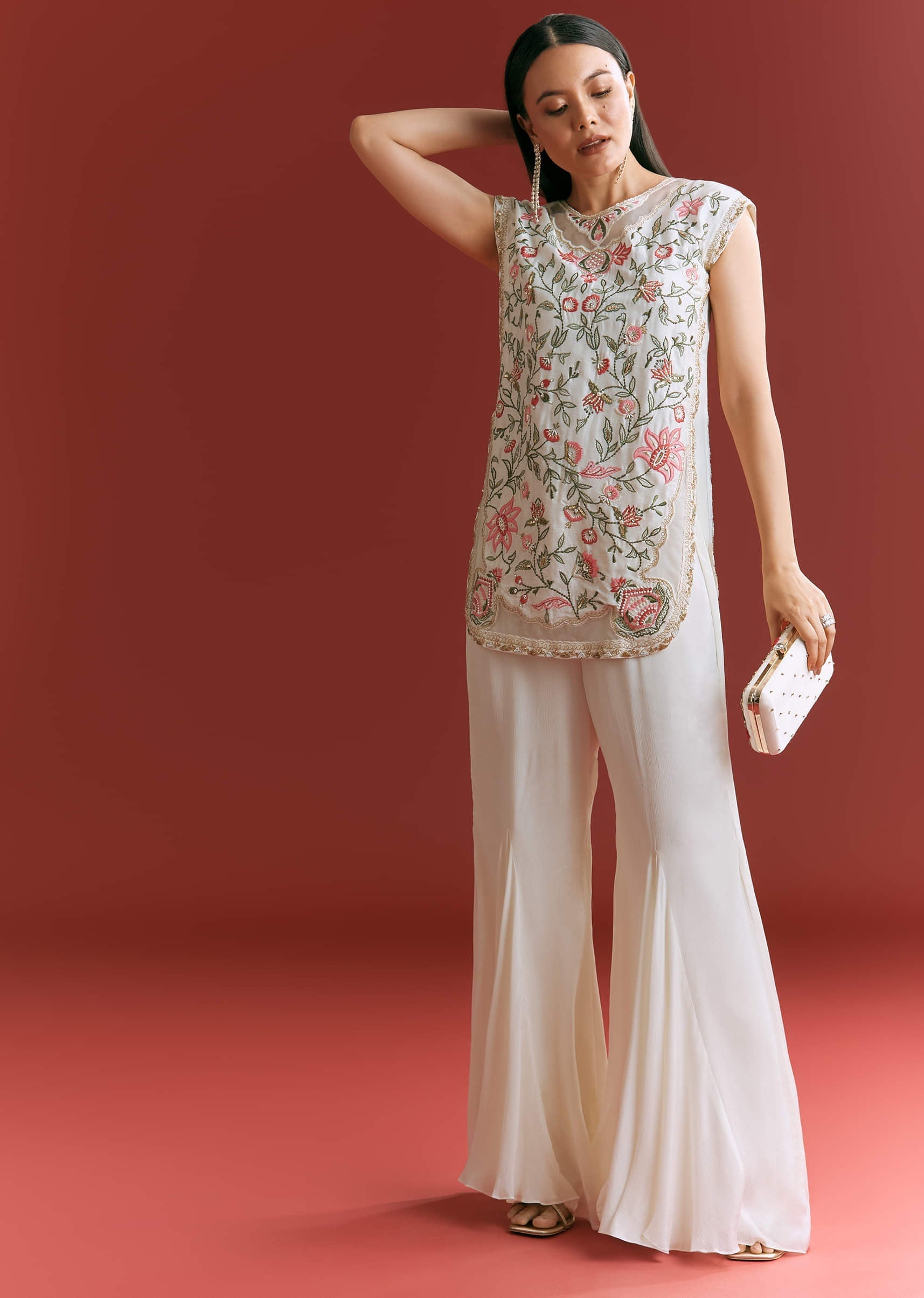 off-white-viscose-silk-short-kurta-set-with-resham-work-sg319363-4_0efaf10b-f1f8-4ede-9ec8-6469cce04243.jpg