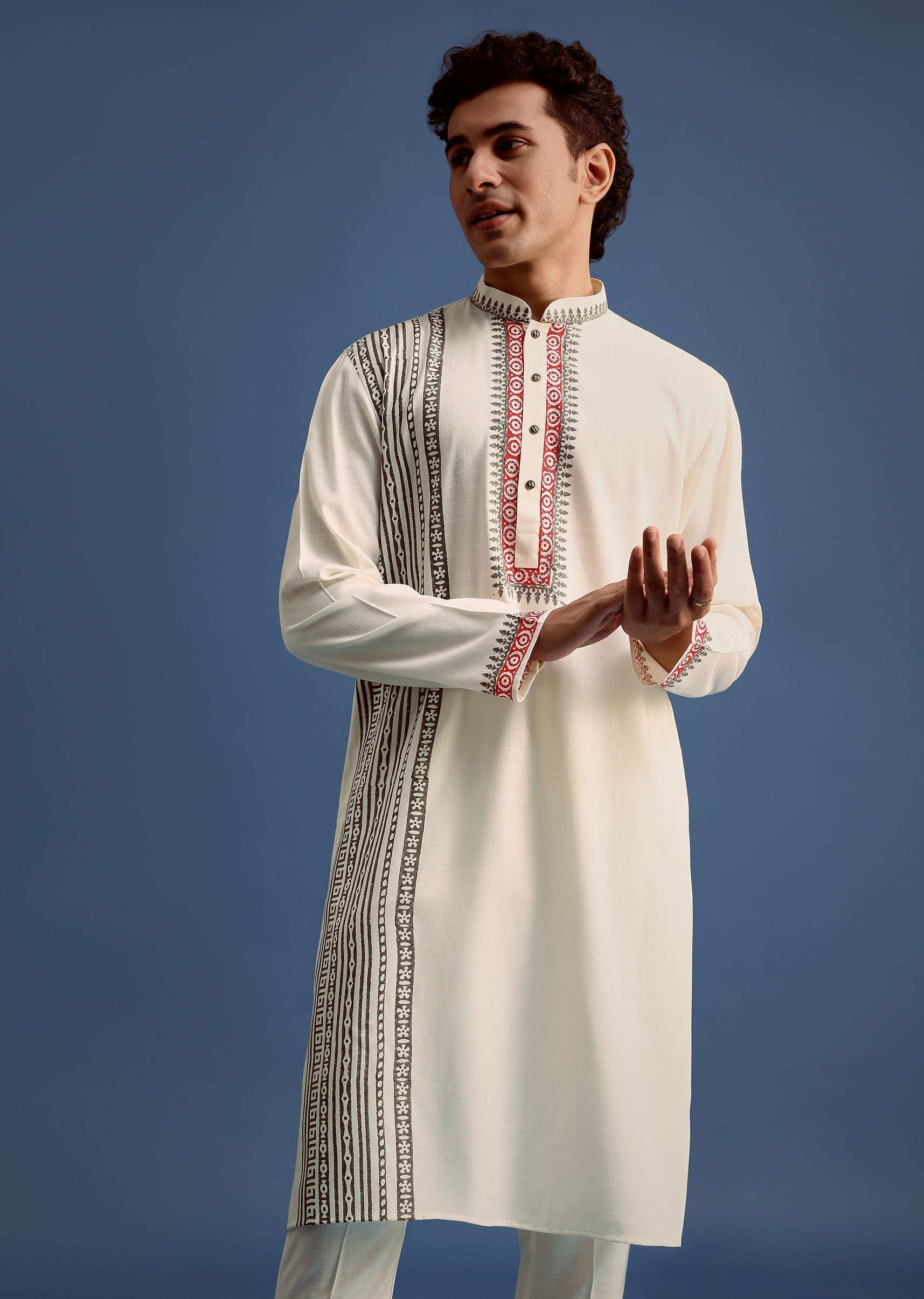 off_white_block_printed_kurta_set_with_zari_hand_embroidery-sg237022_5_e1f63439-2cf6-4c47-96b3-01256fdb14f9.jpg