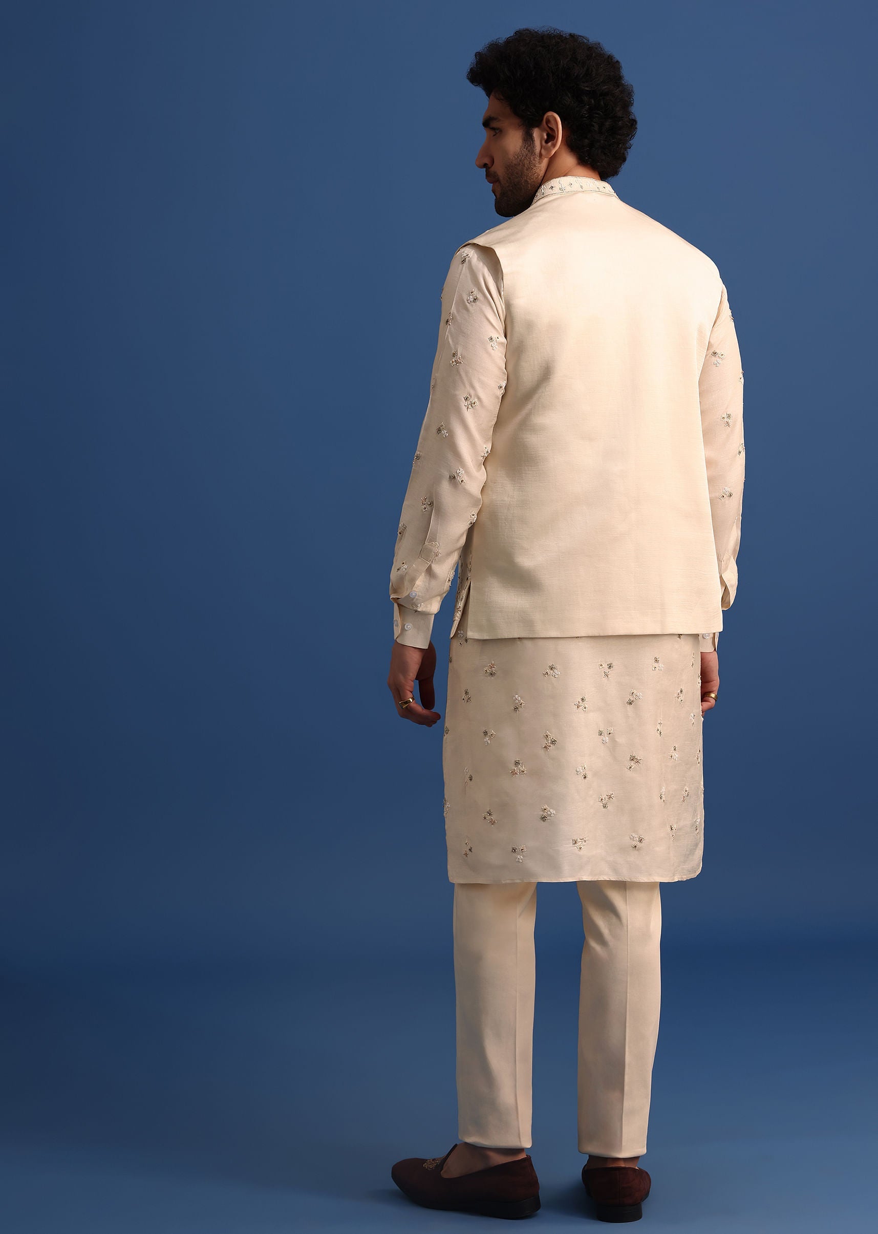 off_white_embroidered_linen_kurta_jacket_set-sg253760_3_fb0ff693-37c0-4c00-b28f-c572467fdc47.jpg