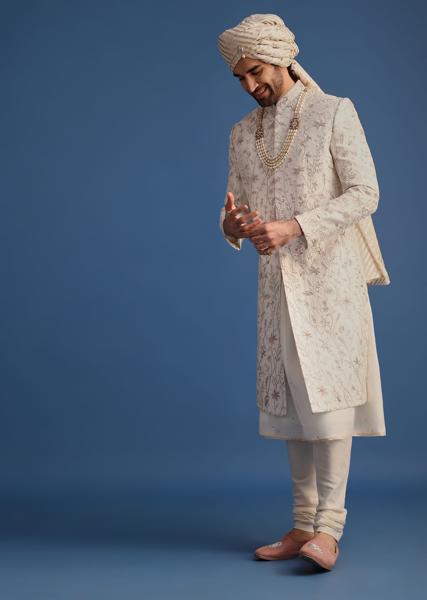 off_white_raw_silk_embroidered_sherwani_suit-sg217016_4_6d23ecb4-0737-45e8-b800-8b3290596c74.jpg