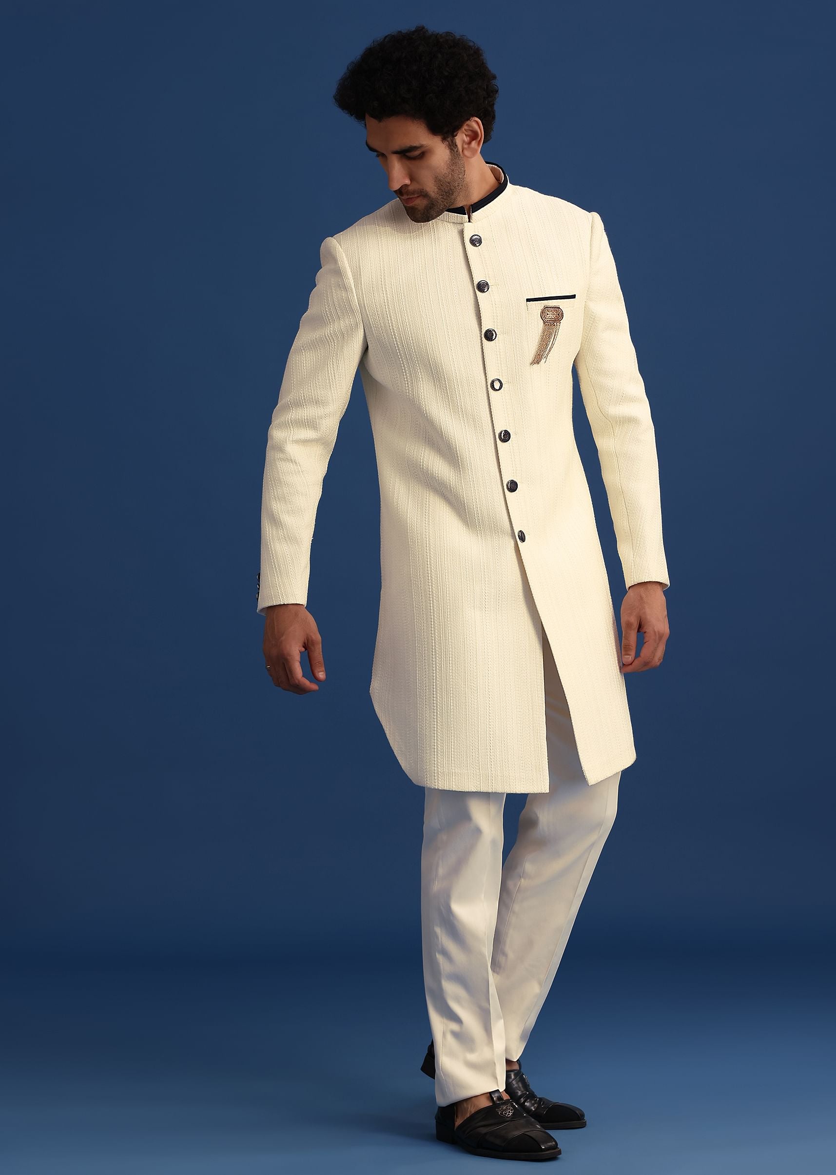 off_white_silk_blend_jodhpuri_set_with_textured_detail-sg258810_1_81b4f172-945f-4d1c-9f4d-29aa57d1e4e6.jpg