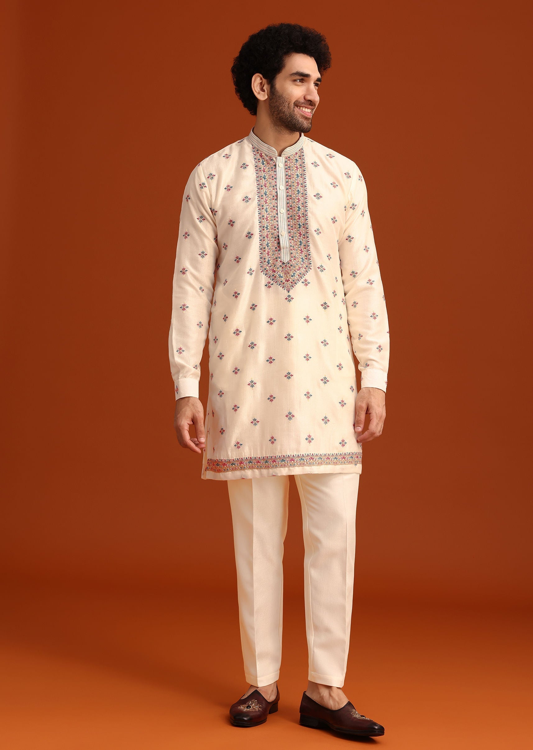 off_white_silk_resham_work_kurta_jacket_set-sg273048_4_77626994-2cf9-441c-bc70-2428703399cd.jpg