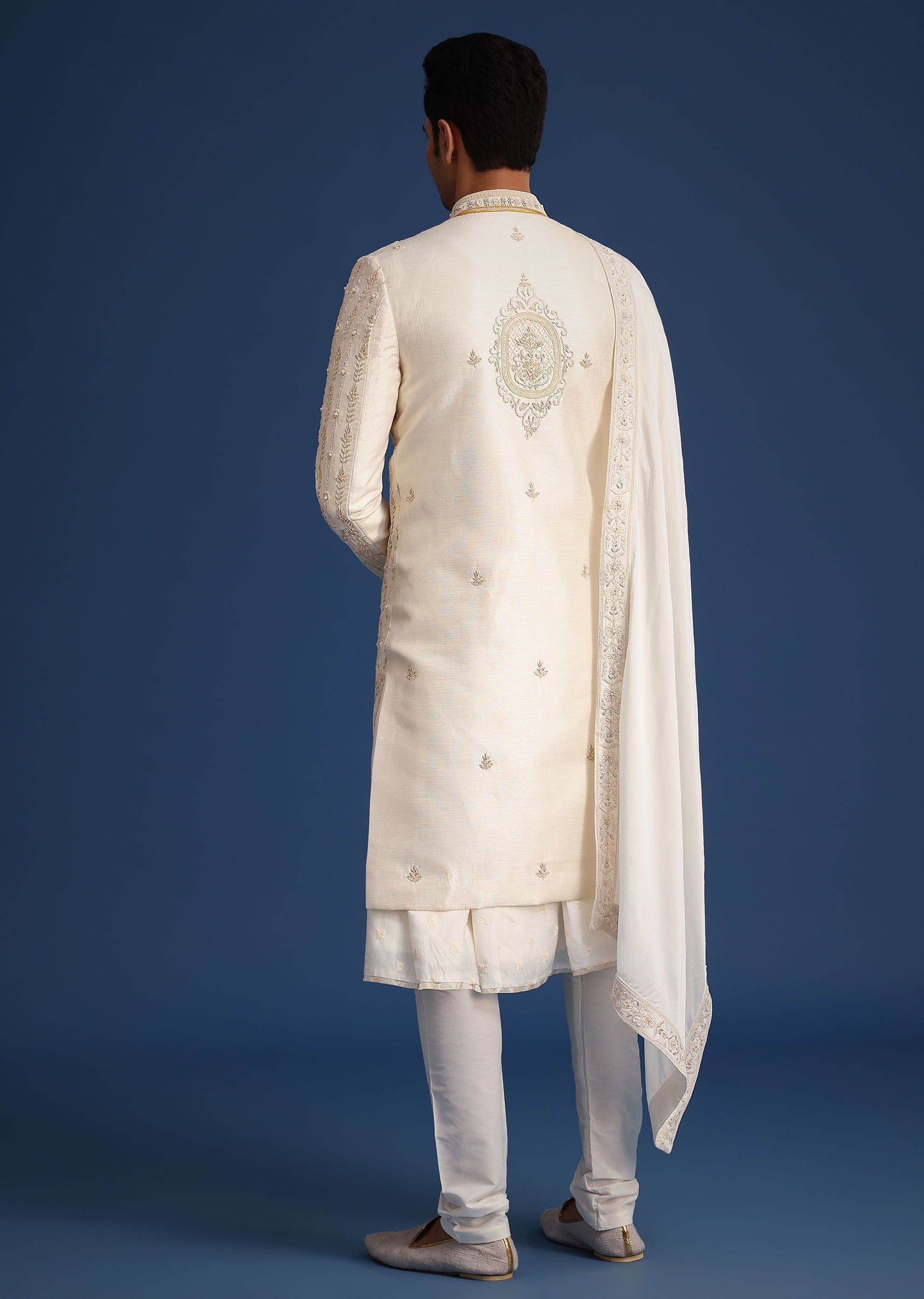 off_white_silk_sherwani_set_with_dupatta-sg259042_2_c1aa3e32-b5d7-47f5-a6fe-8ea8662506ac.jpg
