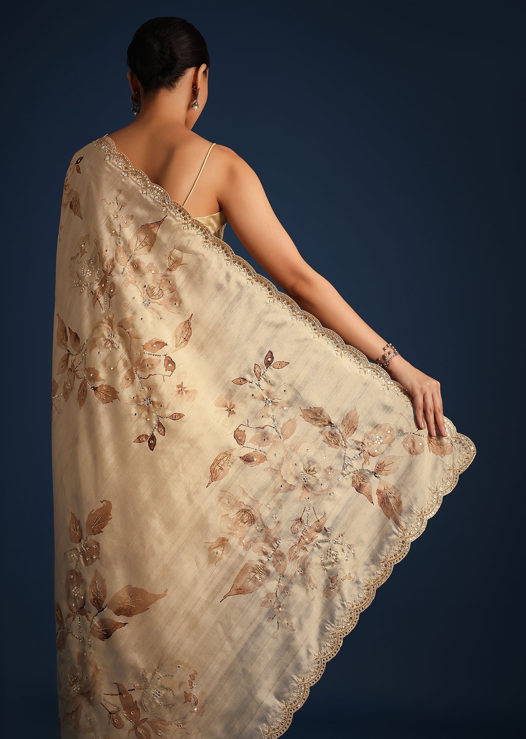 off_white_tussar_silk_floral_print_saree_with_mirror_work-sg257836_1_956ea090-ee95-436c-bdd6-702dca03cd7d.jpg