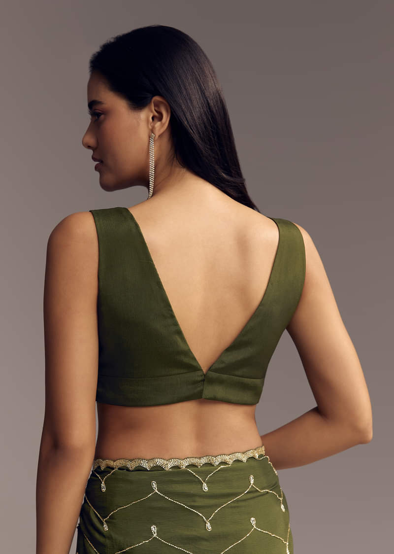 olive-green-embroidered-chinon-saree-with-scallop-border-sg317720-8_32c7ae61-f207-41ff-bfa6-b5aa5e4d3758.jpg