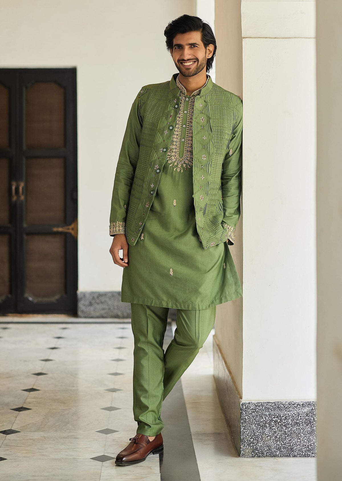 olive-green-mirror-embroidered-kurta-jacket-setkalki-sg233772-1_c9e1c165-c676-419d-acca-240cf54cec0f.jpg