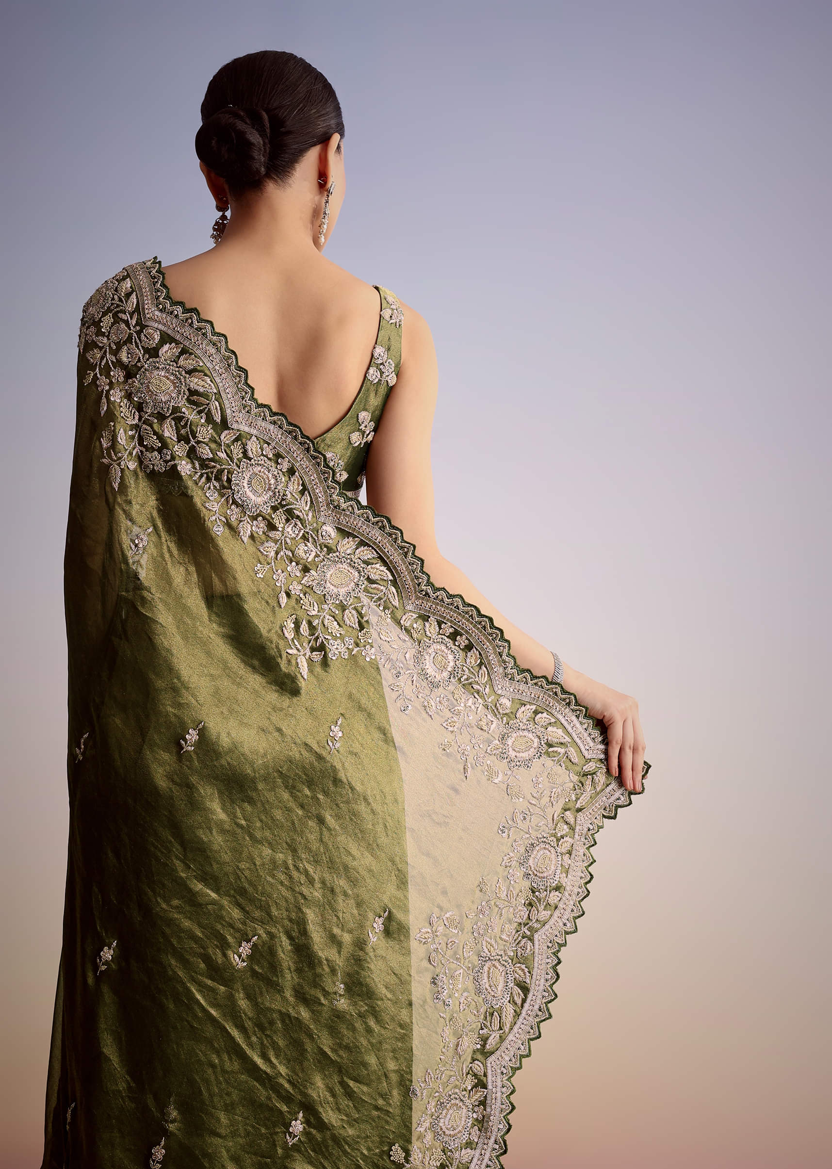 olive-green-tissue-saree-with-scallop-embroidered-border-sg222454-4_3697fa29-eb2c-4df0-b533-7b468144dc11.jpg