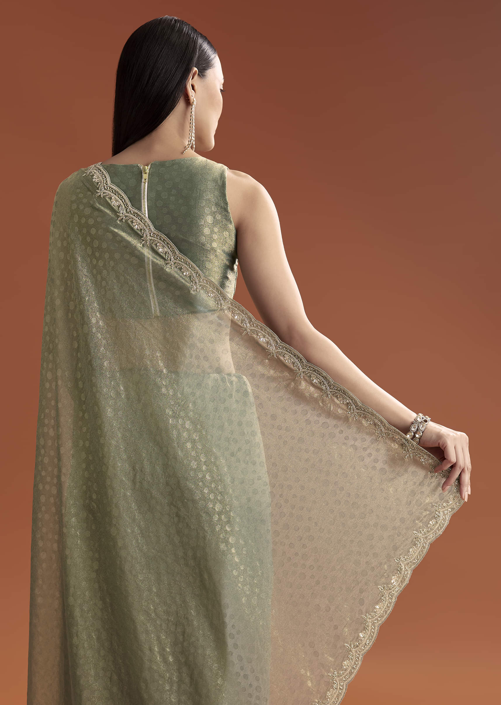 olive_green_jacquard_saree_with_stone_and_sequin-sg317869-9_4.jpg