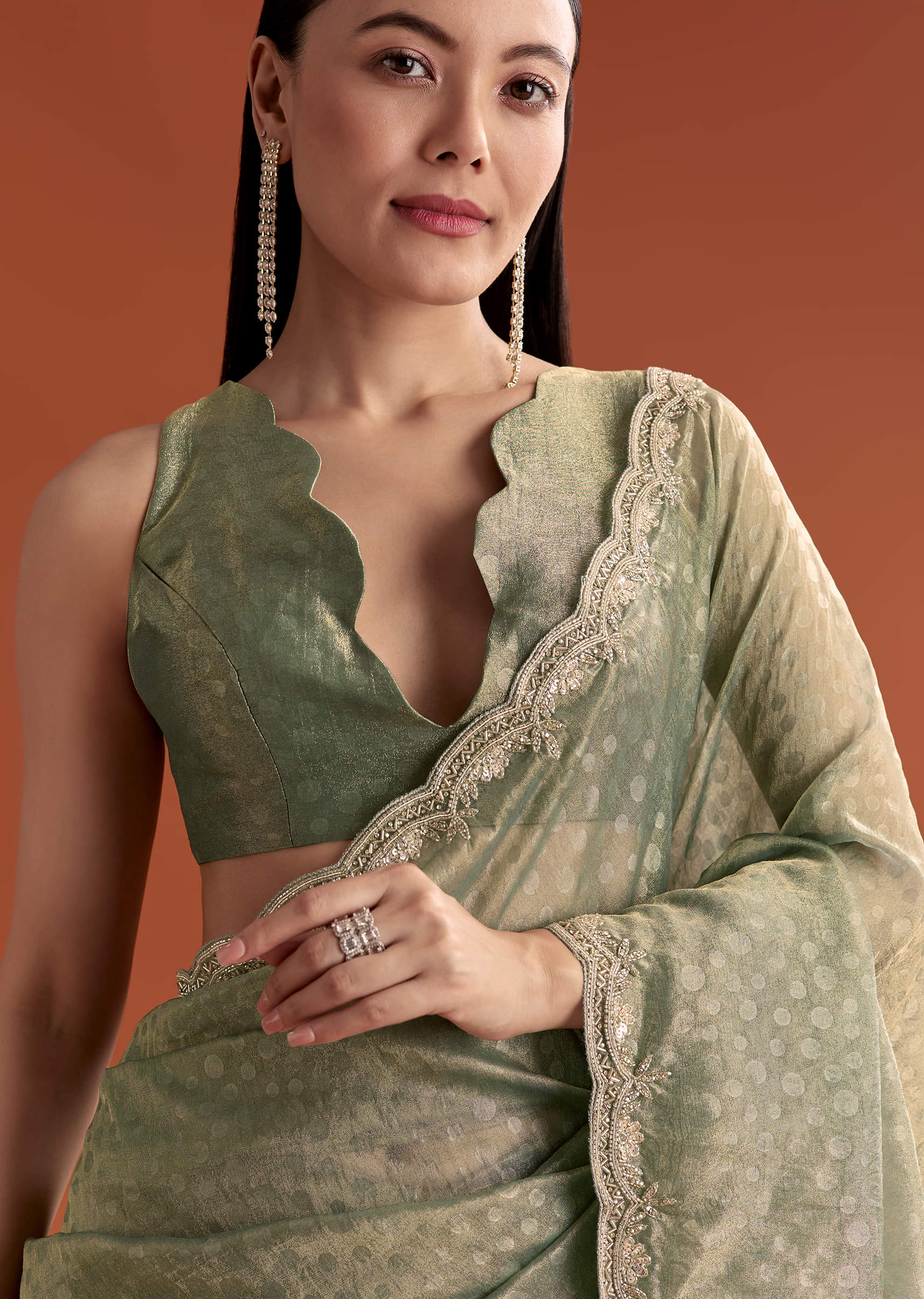 olive_green_jacquard_saree_with_stone_and_sequin-sg317869-9_8.jpg