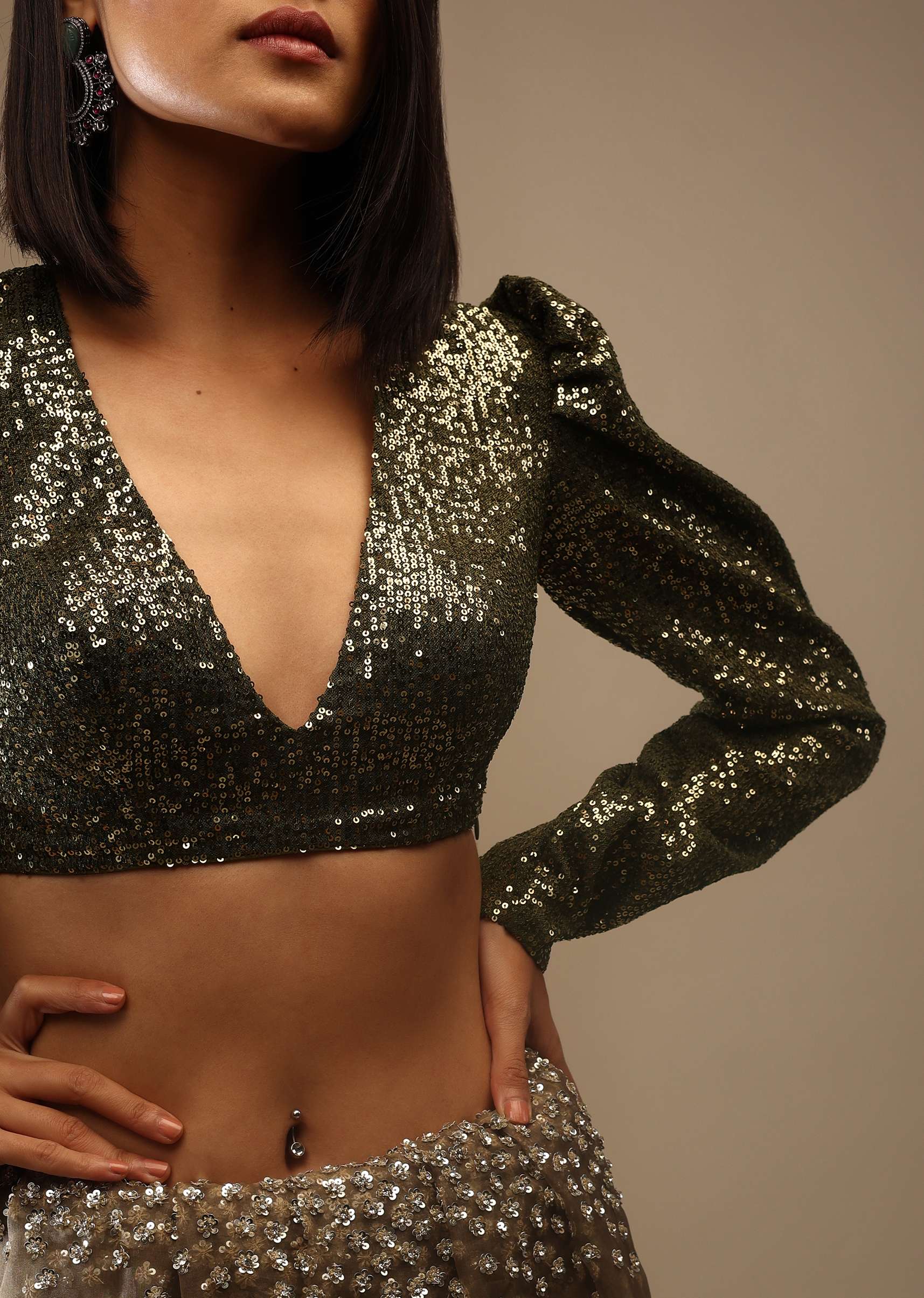 olive_night_sequins-m001blat449y-sg92243_5_5edfa093-d084-4f70-aae0-cc614b67e58d.jpg