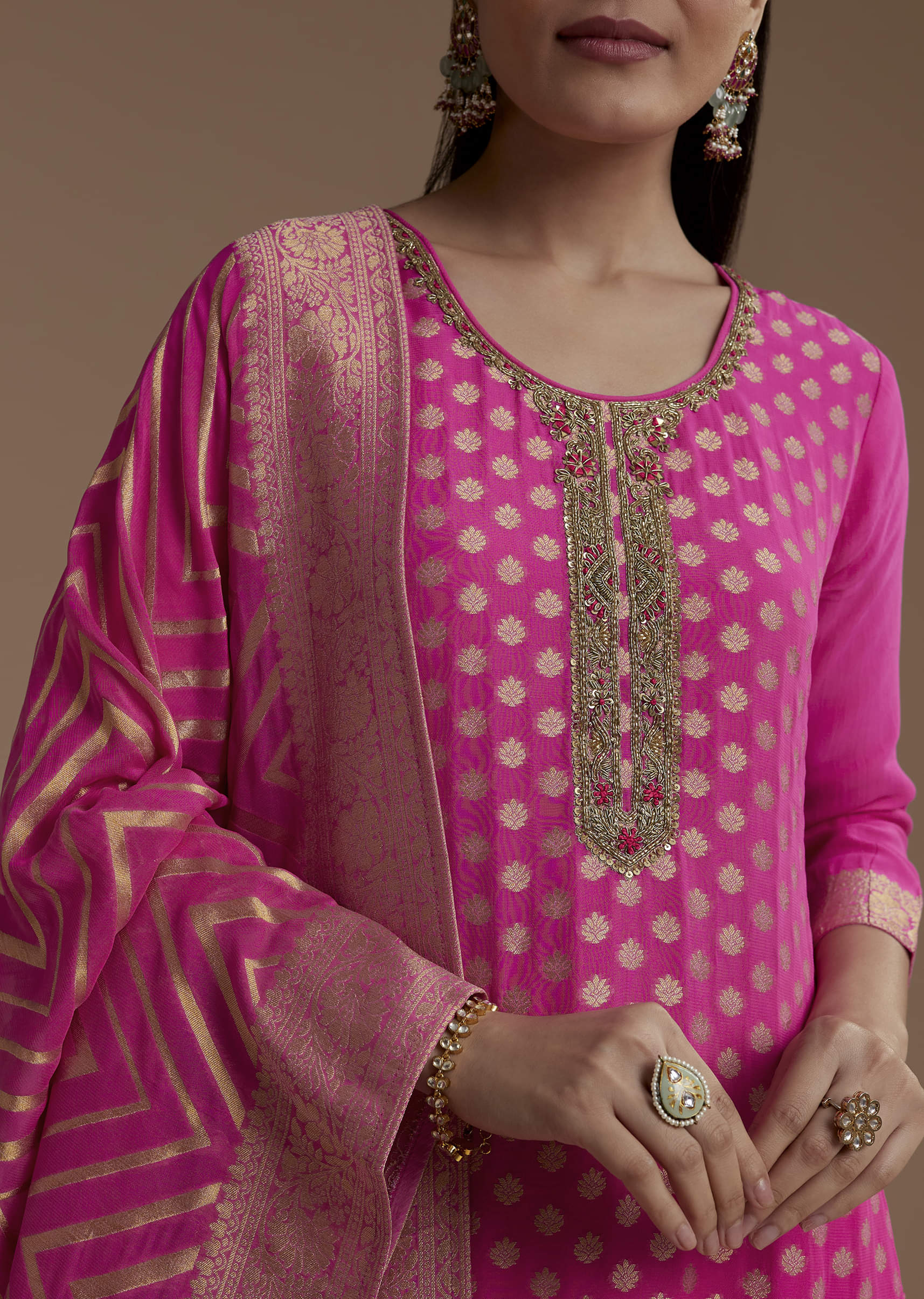 ombre-pink-jacquard-weave-kurta-set-sg344212-2_6df911fd-bacc-448f-b4e0-19c7ebaec9cc.jpg