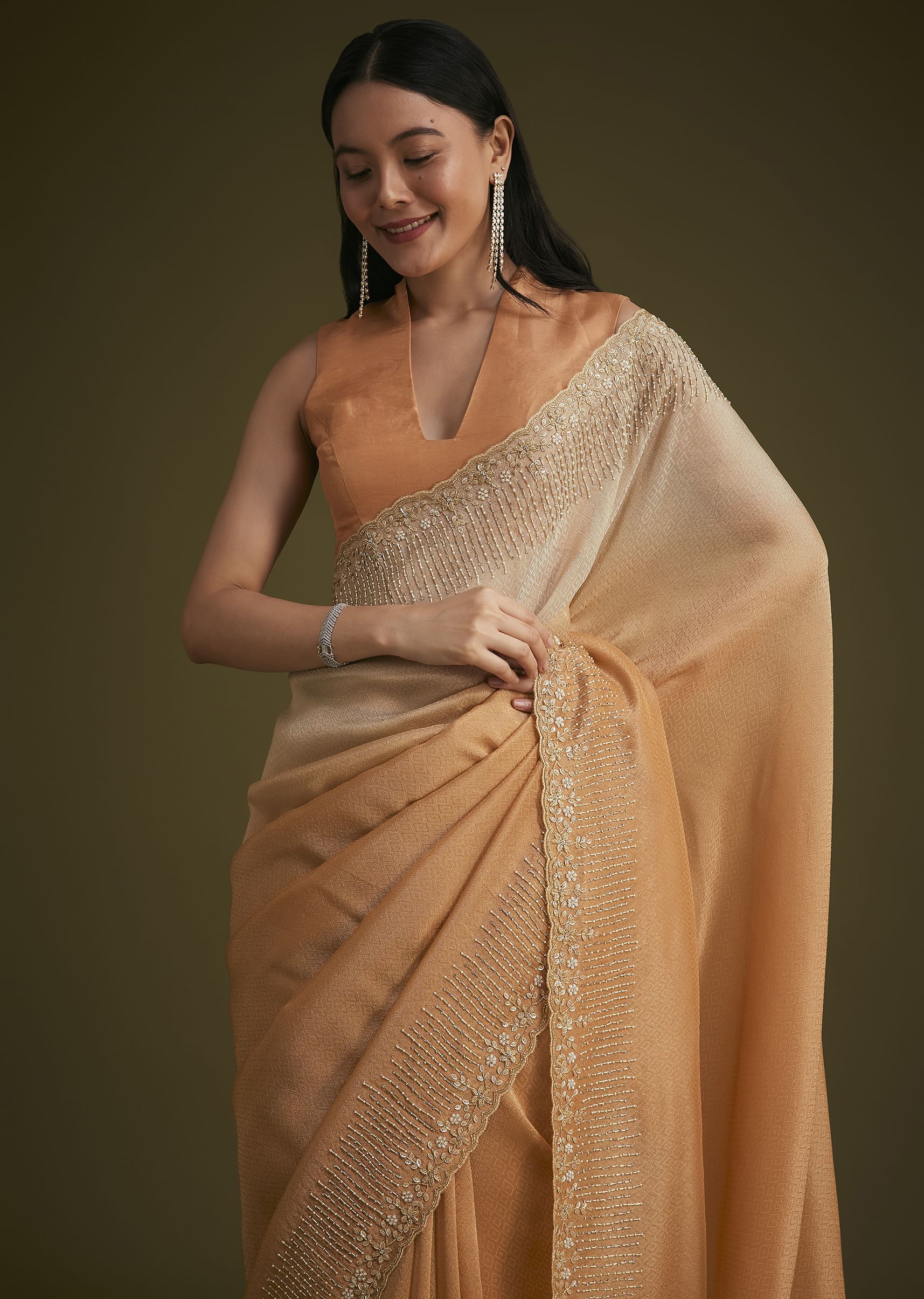 ombre_orange_jacquard_saree_with_cutdana_and_-sg284371_20_6952762a-cd5a-4a6e-8098-1a3b669a8e6b.jpg