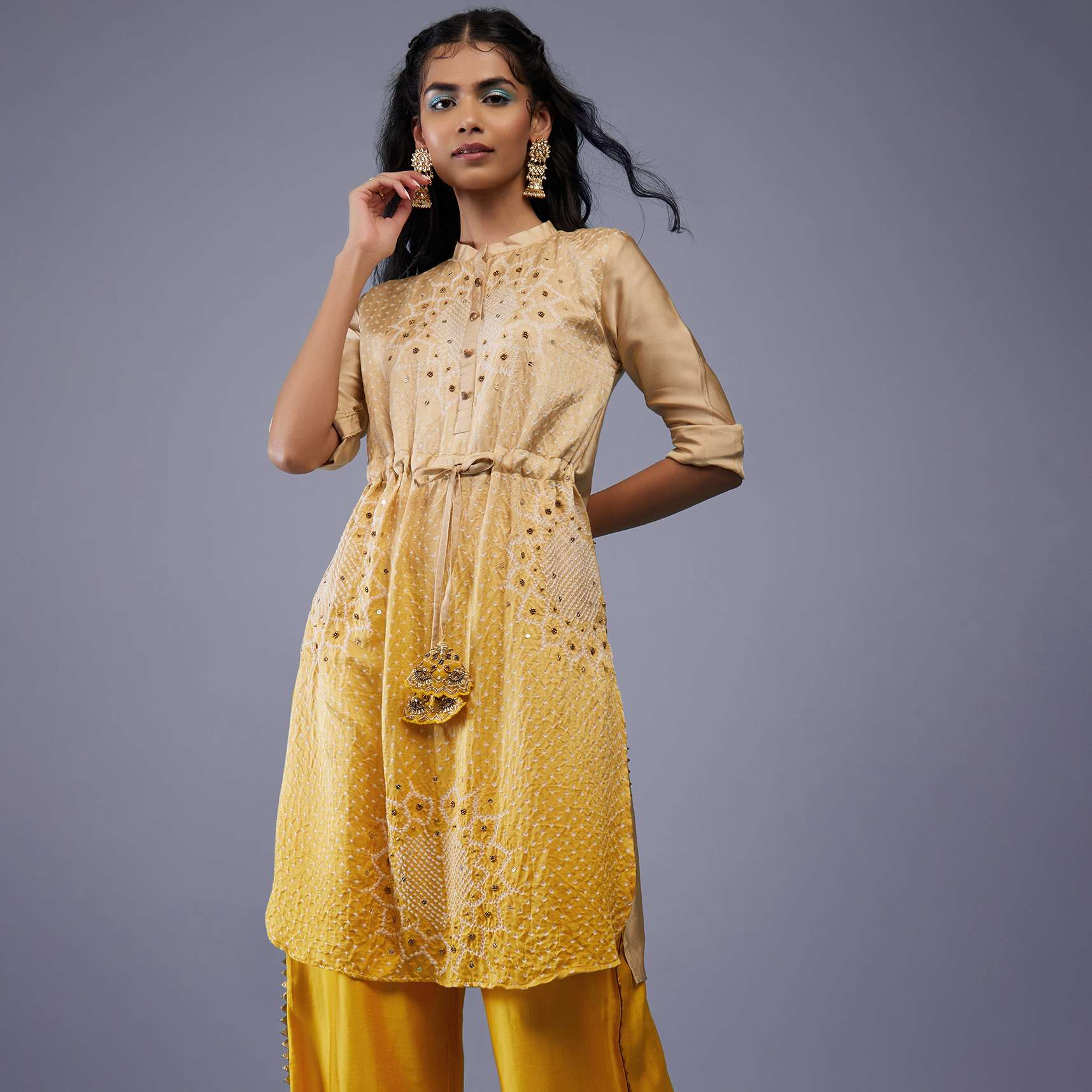 ombre_shaded_beige_and_golden_yellow_gajji_silk_bandhani-sg116109_3_d88189bf-e737-4da6-aa89-5a8e7f5f5aa7.jpg
