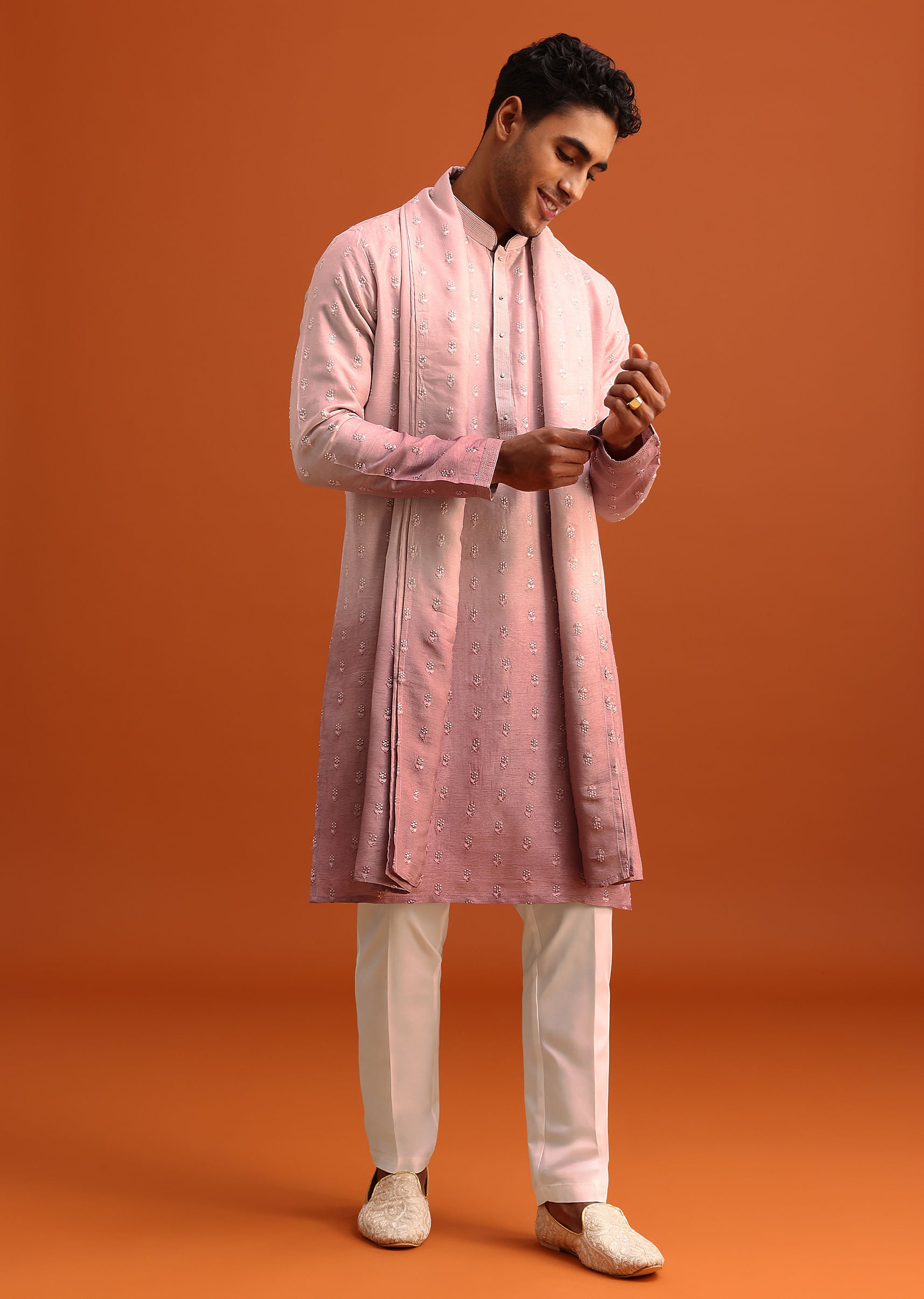 onion_pink_ombre_kurta_set_in_raw_silk_with_butti_work-sg245033_5_444badb0-e9ad-4567-8e0f-c03a7ce05c2c.jpg