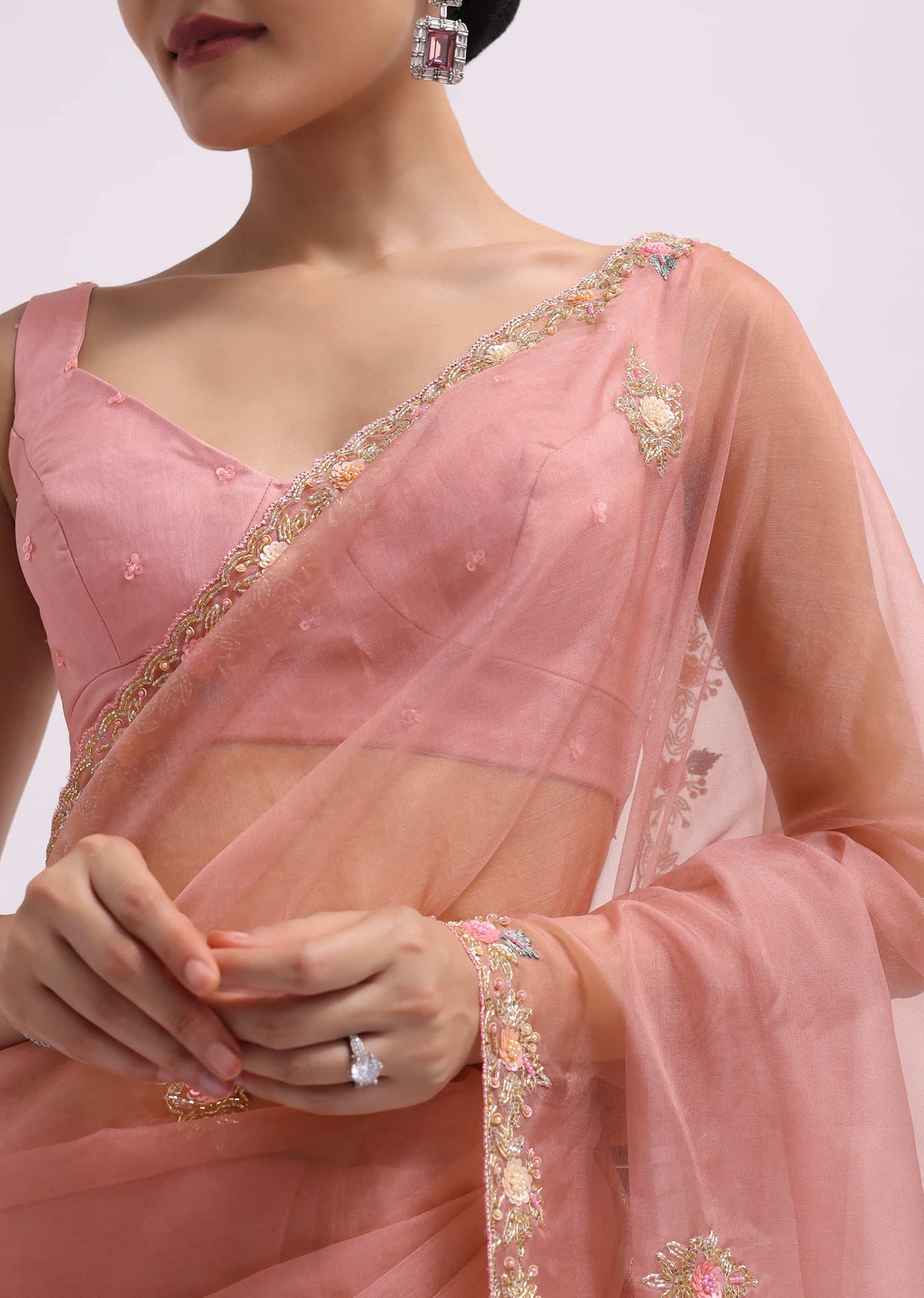 onion_pink_organza_saree_in_sequin_with_un-sg212378_11_176ed4c3-611d-49f4-9ec3-17d5f7e5381a.jpg