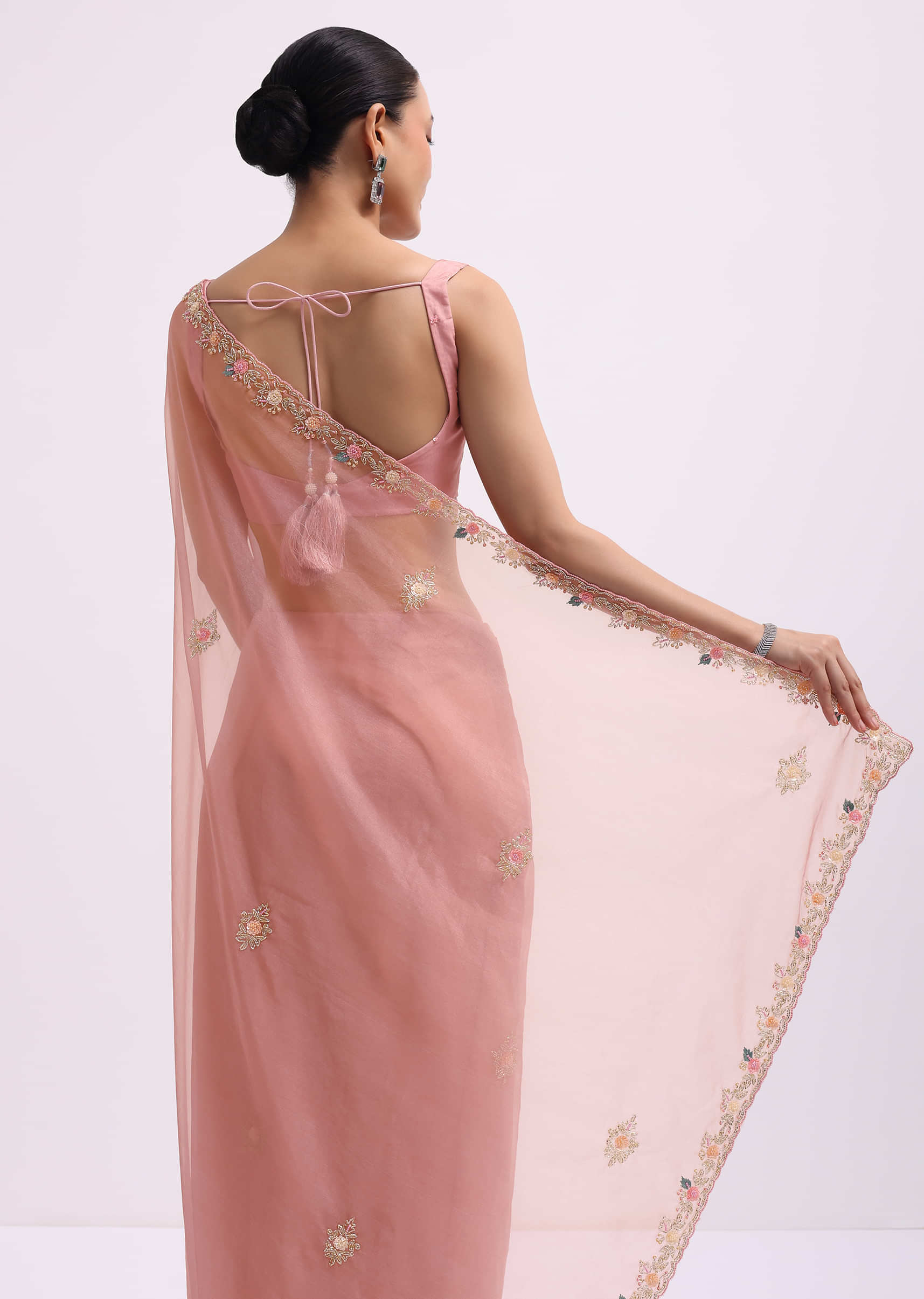 onion_pink_organza_saree_in_sequin_with_un-sg212378_9_c725710d-41e9-4354-a9ca-05ccd0f15968.jpg