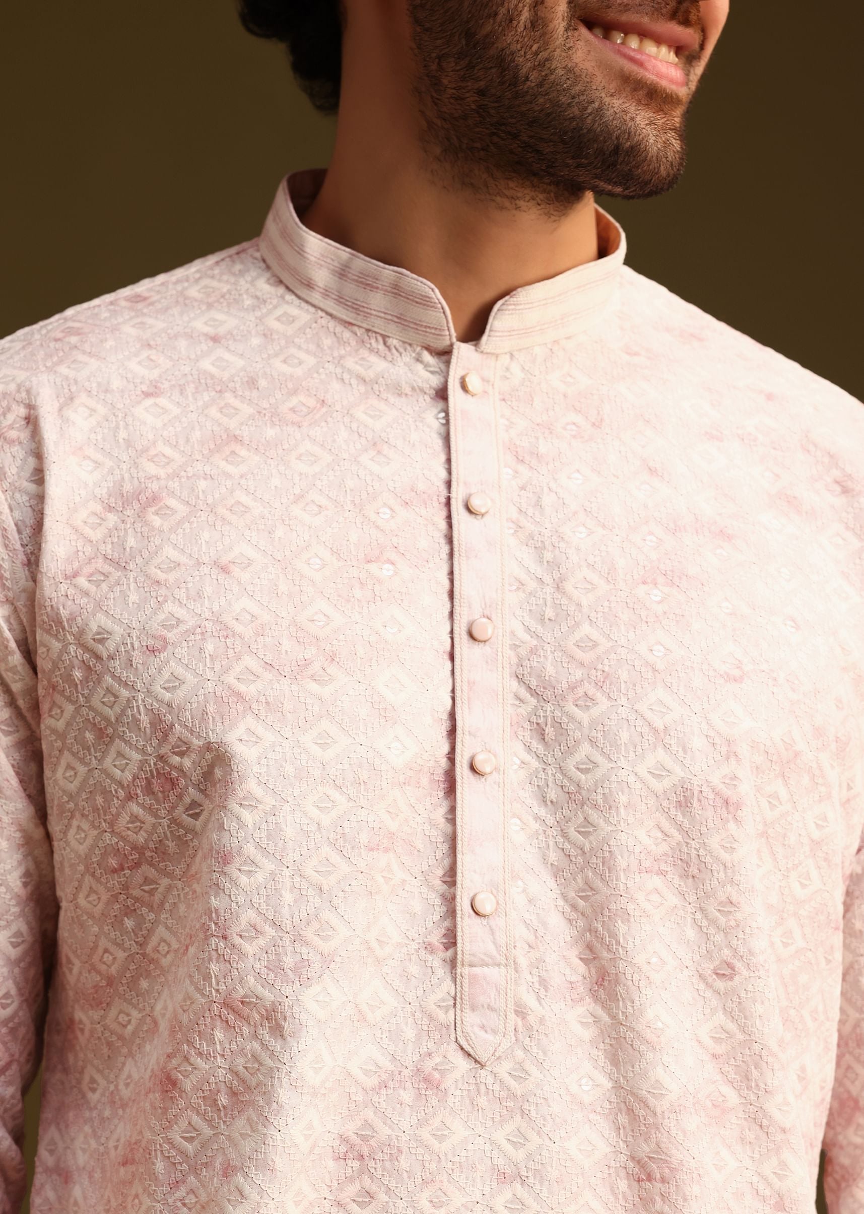 onion_silk_schiffli_work_kurta_and_pant-sg244881_4_b841b908-c57e-4bb9-993a-cd2924190b45.jpg