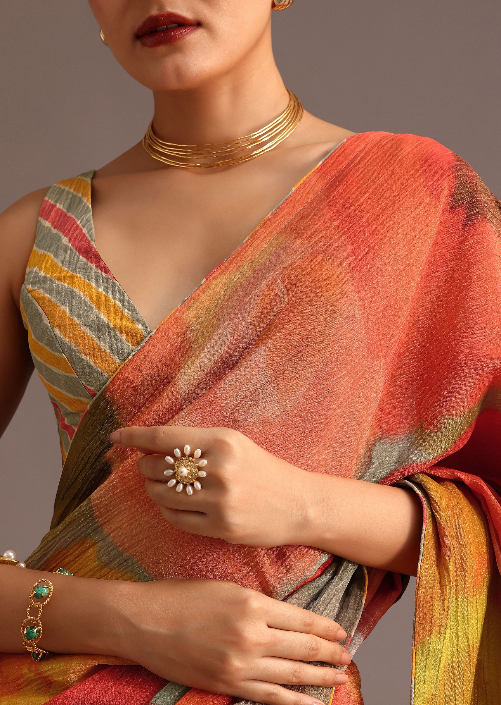 orange-abstract-printed-crush-saree-sg257829_7_479912bf-d5aa-425d-a204-5c036b82a9d5.jpg