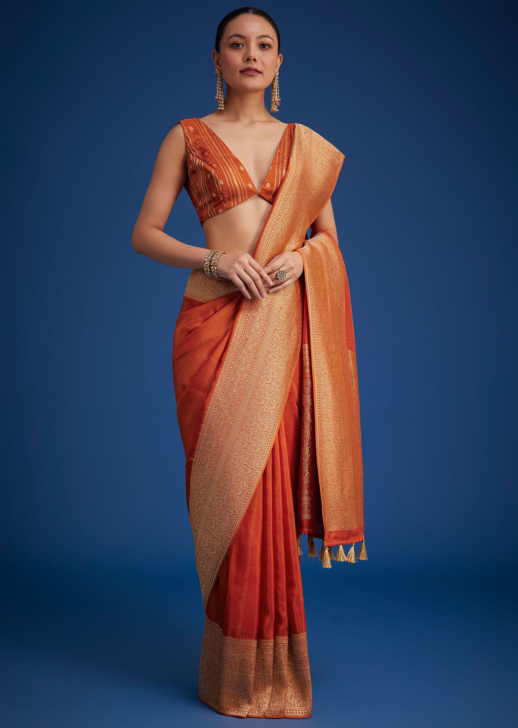 orange_dola_silk_saree_with_zari-sg276479_2_e3a9c0be-90d6-42ab-8fd2-8fdb814e4fa6.jpg