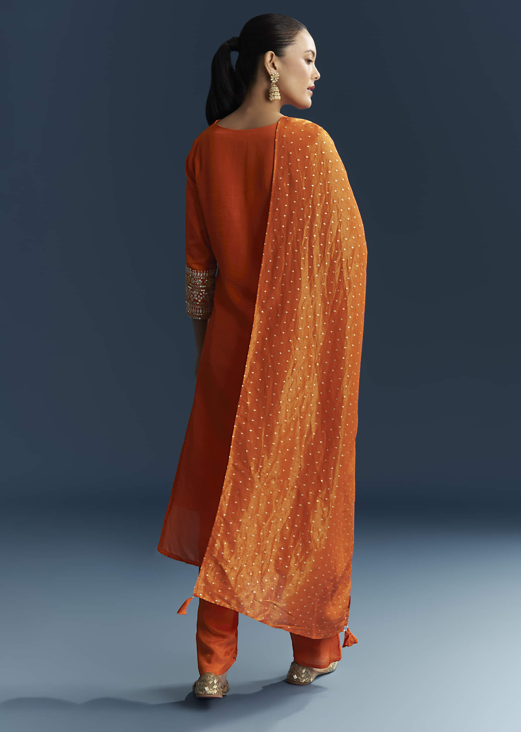 orange_silk_kurta_set_with_gotta-sg343748-6_2.jpg