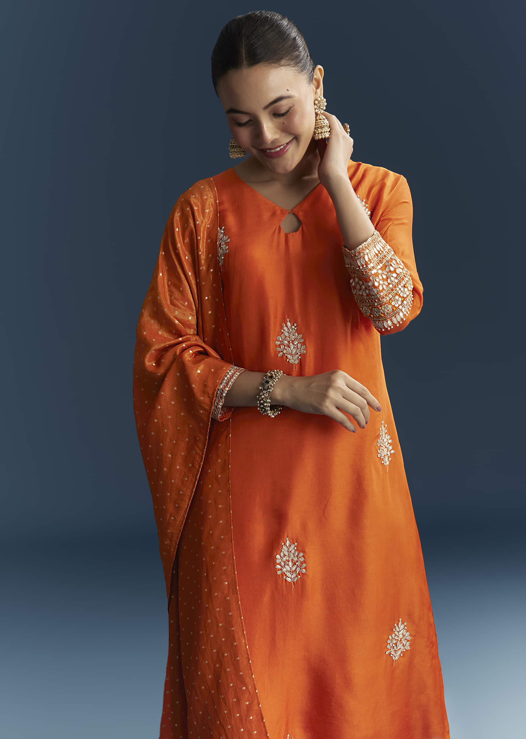 orange_silk_kurta_set_with_gotta-sg343748-6_3.jpg
