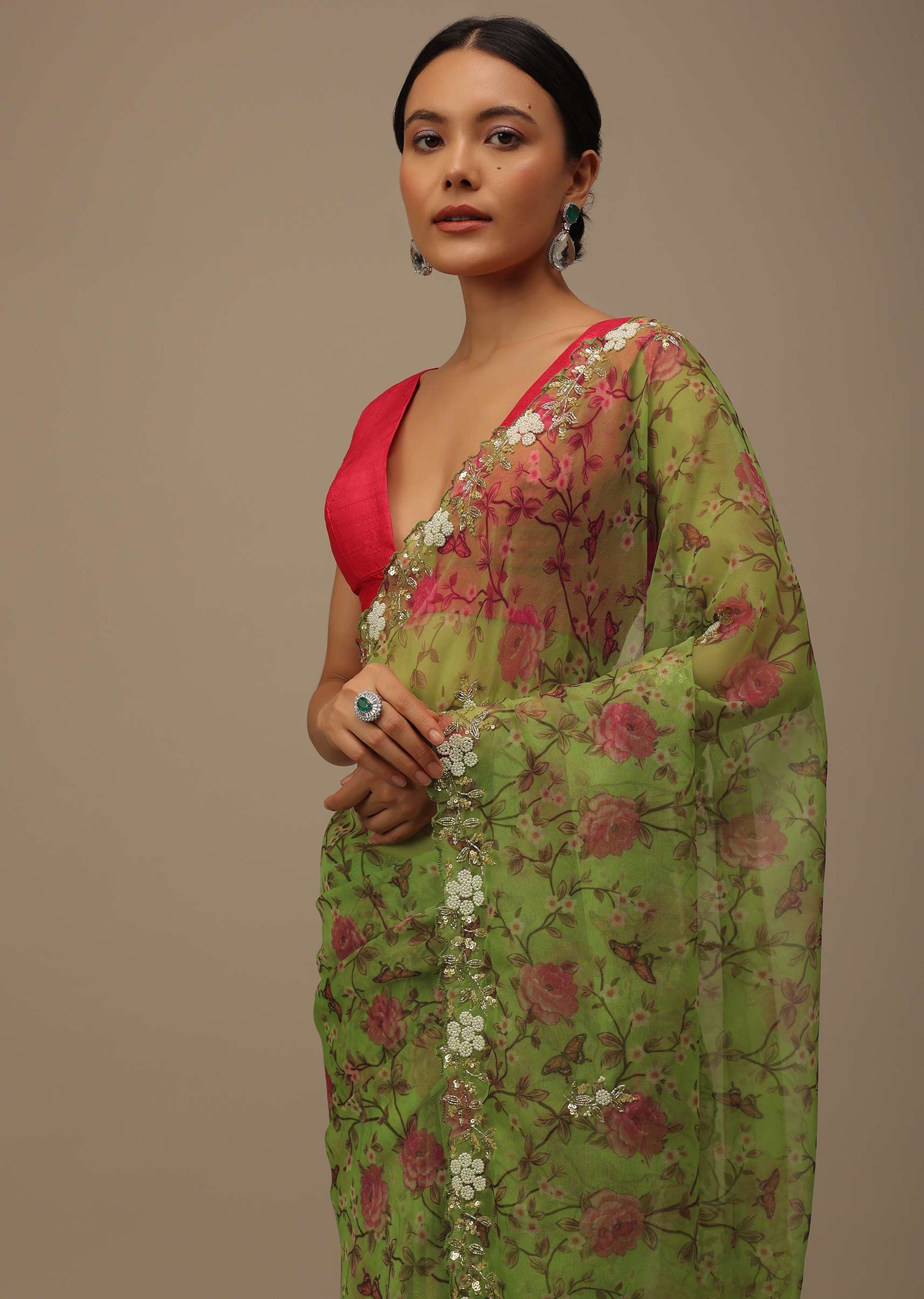 parrot_green_cutdana_embroidered_saree-sg150457_4_2fe20142-e555-44fb-acf1-51862def8582.jpg
