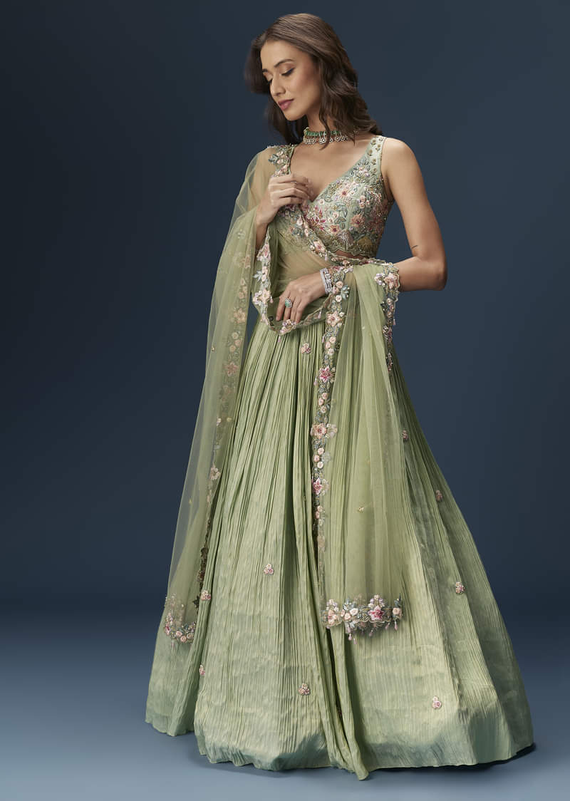 pastel-green-bridesmaid-lehenga-with-embroidered-dupatta-sg336801-4_c69282fe-7c56-4adc-bfe7-91838113a3f5.jpg