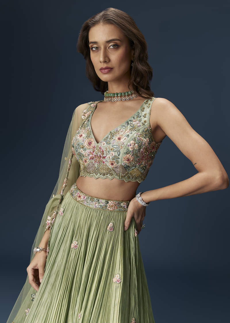 pastel-green-bridesmaid-lehenga-with-embroidered-dupatta-sg336801-5_e129724e-940e-40d1-88fb-83bad7e94442.jpg