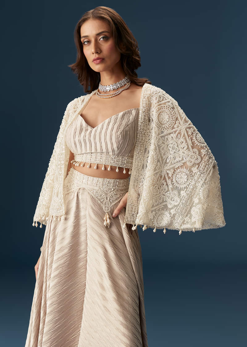 pastel-palazzo-set-with-full-sleeved-jacket-and-intricately-embellished-bustier-sg321108-5_9a4cac6e-a24e-441d-9389-f8f510b6d6e3.jpg
