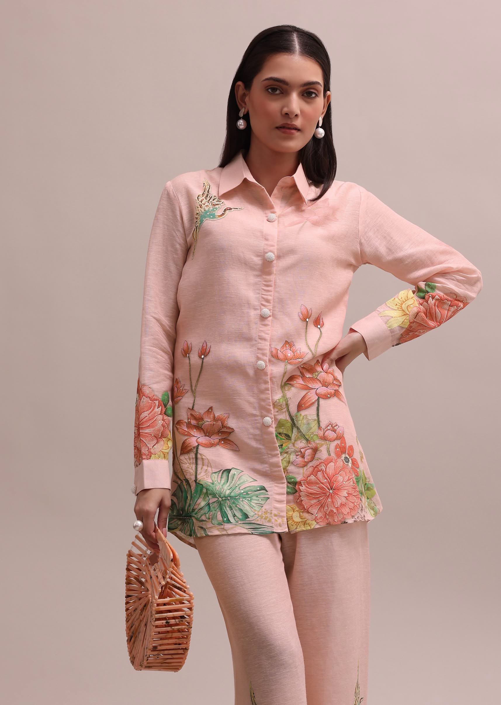 pastel_peach_floral_printed_and_sequin_worked_linen-sg221626_8_fd6ec635-a1ef-4a2d-ab53-ae53662e62e0.jpg
