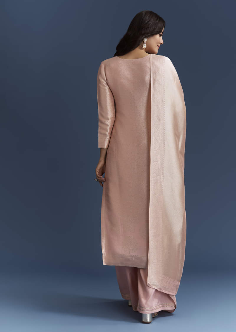 peach-banarasi-tissue-kurta-set-with-zardosi-neckline-sg325158-5_d46b49c0-4cf6-49a5-b005-3a094db8730d.jpg